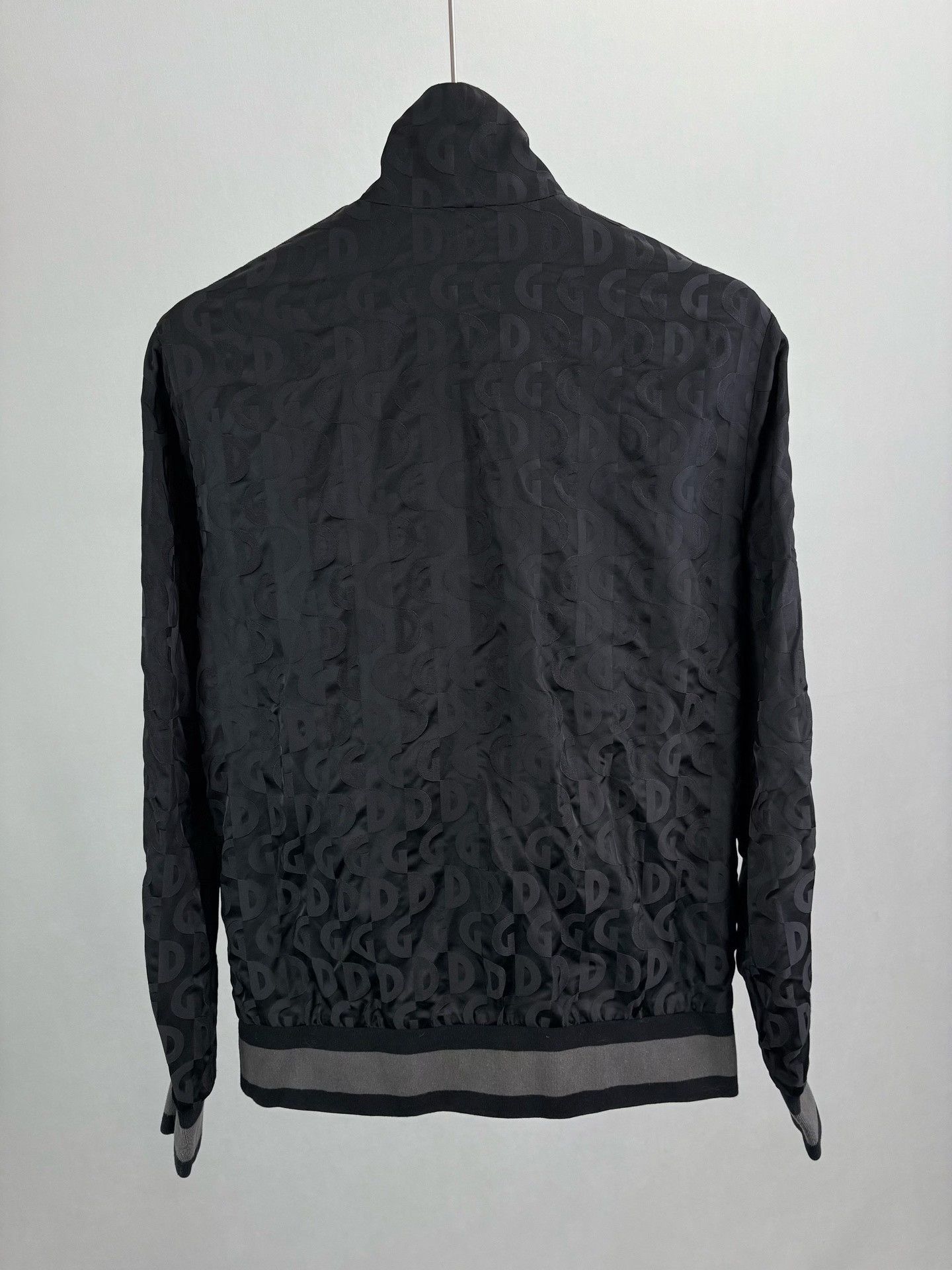 Dolce & Gabbana Dolce & Gabbana Monogram Logo Tape Zip Jacket EU 46 Size US S / EU 44-46 / 1 - 3 Thumbnail
