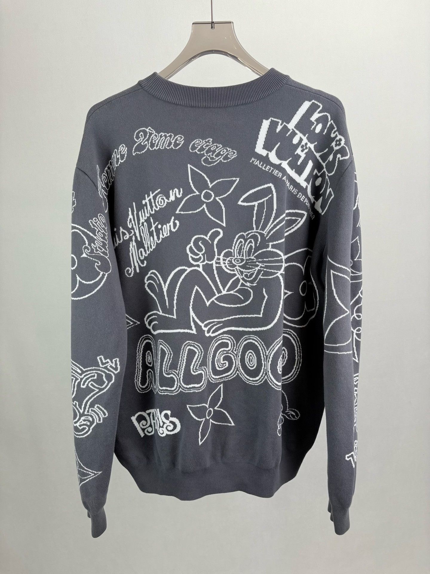 Louis Vuitton Louis Vuitton Bugs Bunny Graphic Knit Sweater XL Size US XL / EU 56 / 4 - 3 Thumbnail