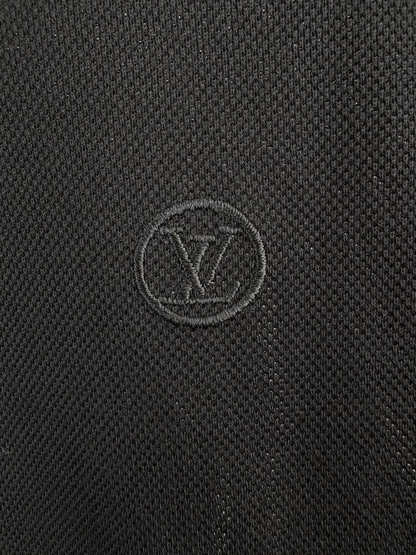 Louis Vuitton Louis Vuitton Embroidered Logo Long Sleeve Polo XL Size US XL / EU 56 / 4 - 4 Thumbnail