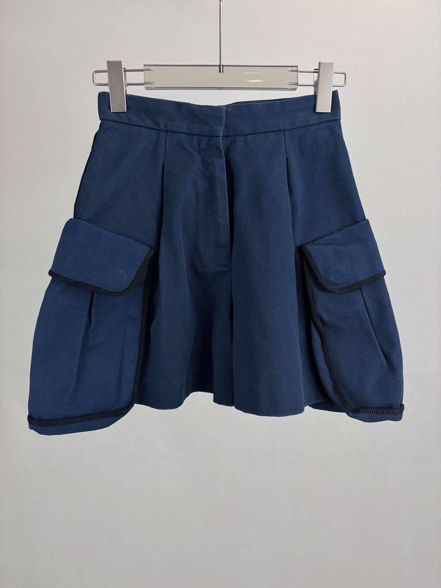 Fendi Fendi Navy Blue Cargo Shorts IT 38 Size 26" / US 2 / IT 38 - 2 Thumbnail