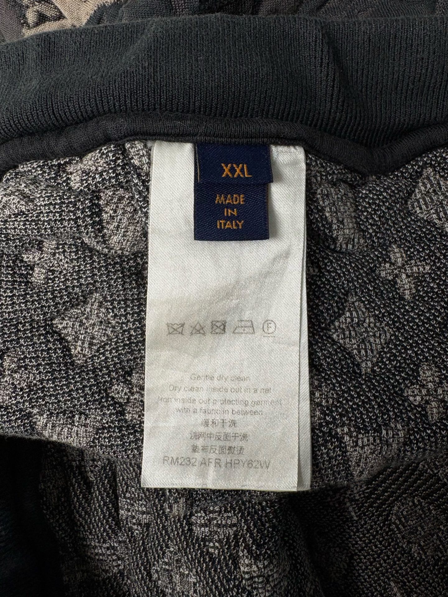 Louis Vuitton Louis Vuitton Monogram Portrait Embossed Shorts XXL Size US 38 / EU 54 - 6 Thumbnail