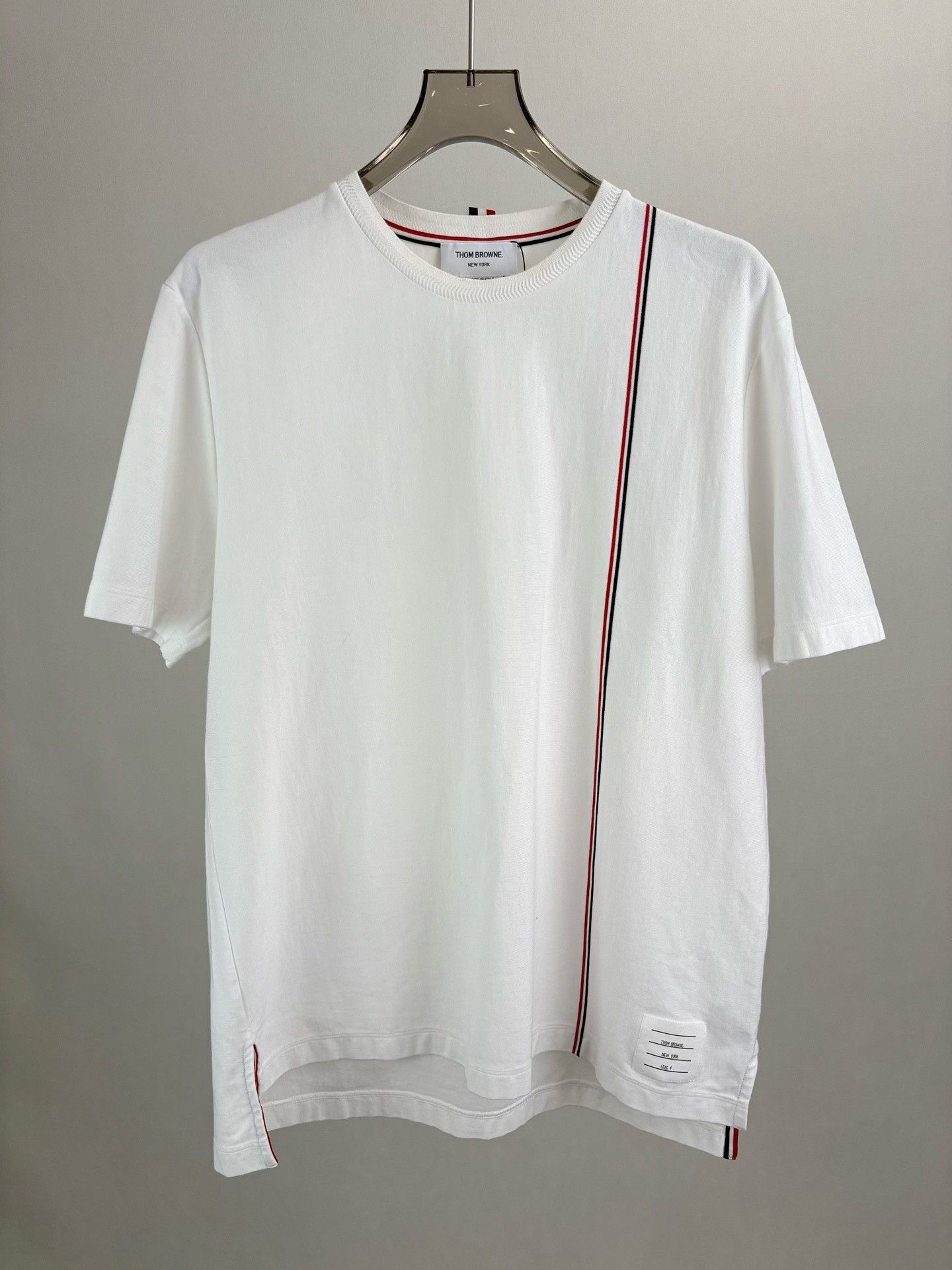 Thom Browne Thom Browne Stripe Detail T-Shirt Size 4 Size US XL / EU 56 / 4 - 2 Thumbnail