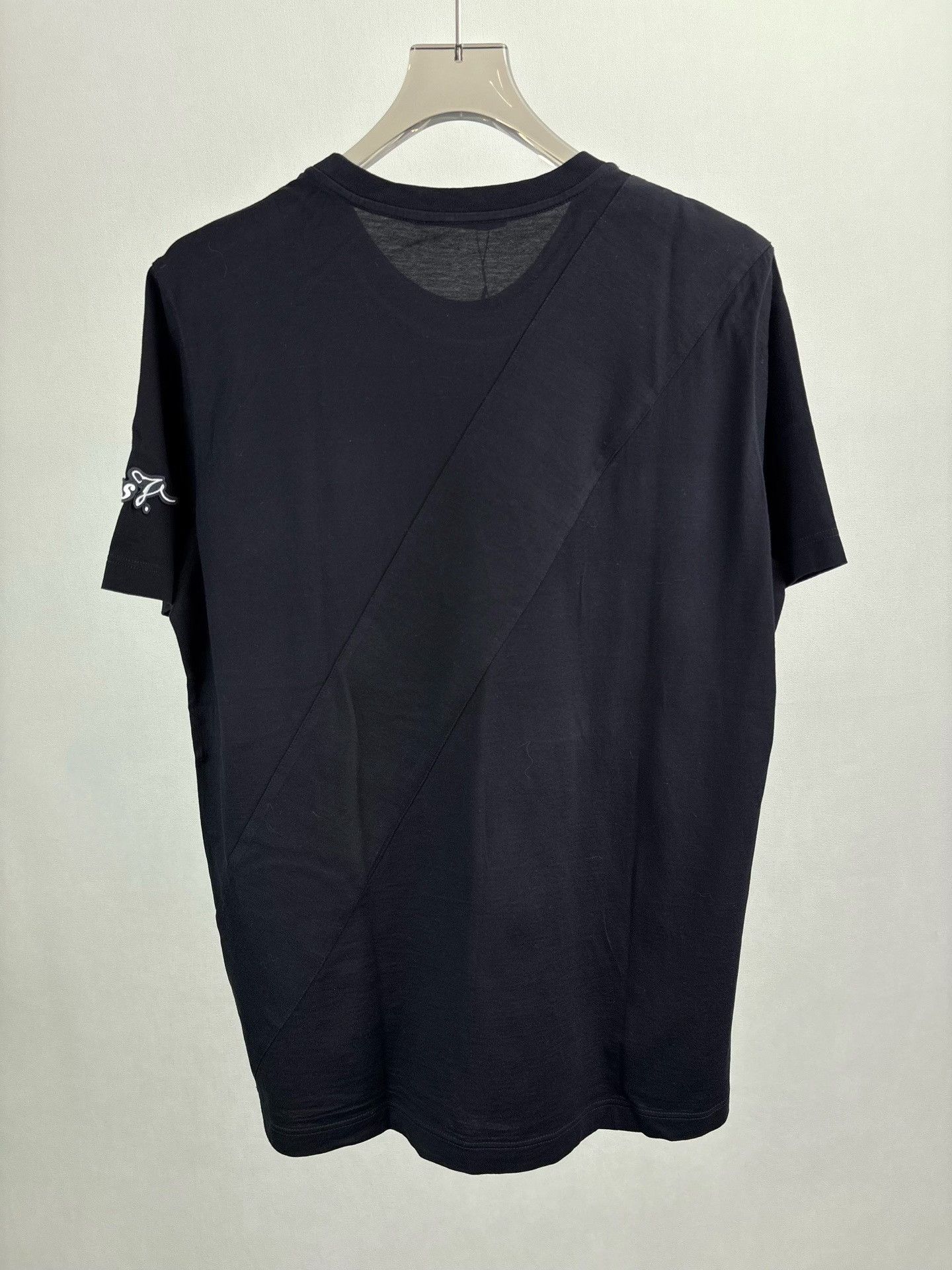 Louis Vuitton Louis Vuitton x Fragment Design Patch T-Shirt XL Size US XL / EU 56 / 4 - 3 Thumbnail