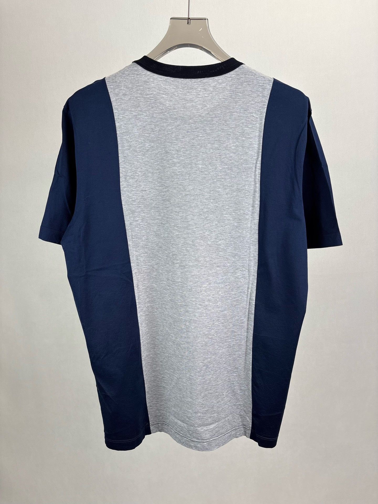 Louis Vuitton Louis Vuitton Tri-Color Block LV Logo T-Shirt XL Size US XL / EU 56 / 4 - 3 Thumbnail
