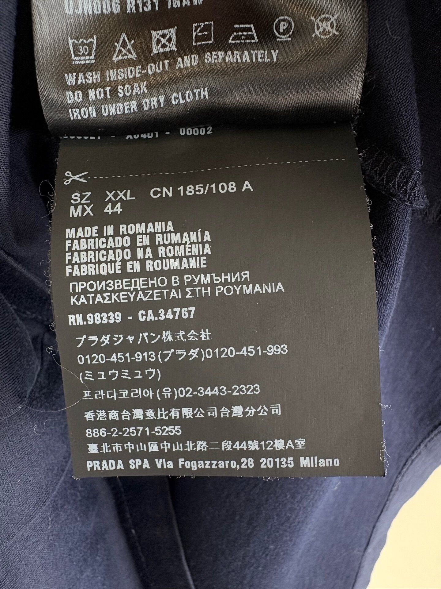 Prada Prada Pocket Navy T-Shirt XXL Size US XXL / EU 58 / 5 - 6 Thumbnail