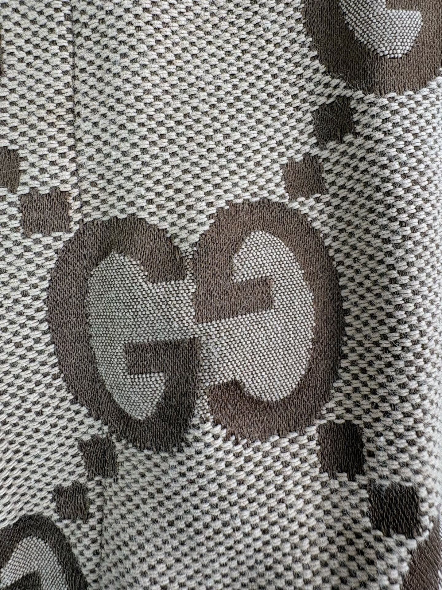 Gucci Gucci GG Monogram Canvas Shorts Size 46 Size US 30 / EU 46 - 4 Thumbnail