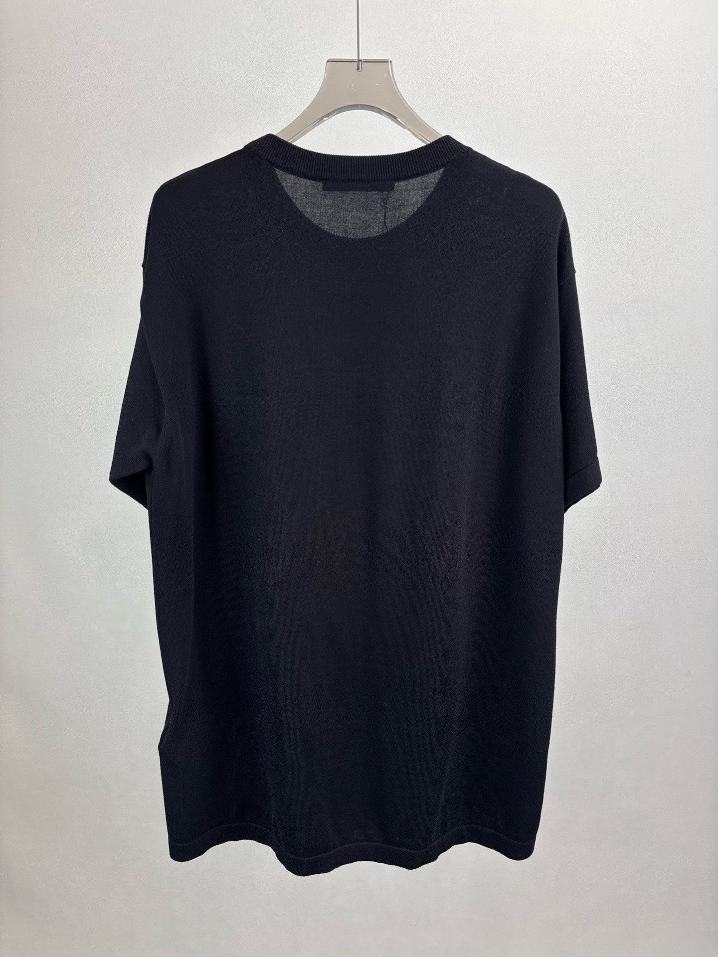Louis Vuitton Louis Vuitton Beaded Pocket Knit T-Shirt XL Size US XL / EU 56 / 4 - 3 Thumbnail