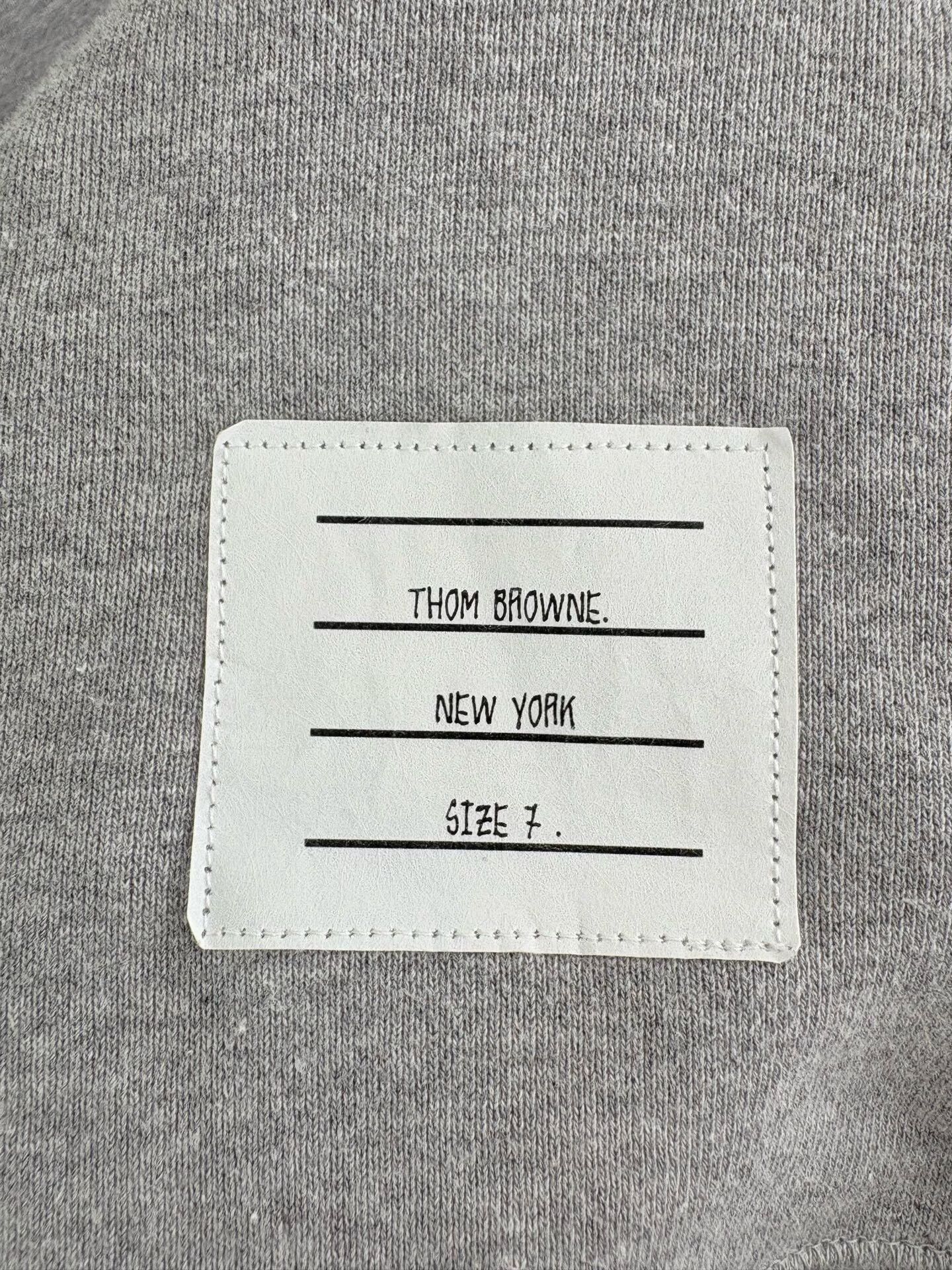 Thom Browne Thom Browne 4-Bar Stripe Sweatshirt Size 7 Size US XXL / EU 58 / 5 - 4 Thumbnail