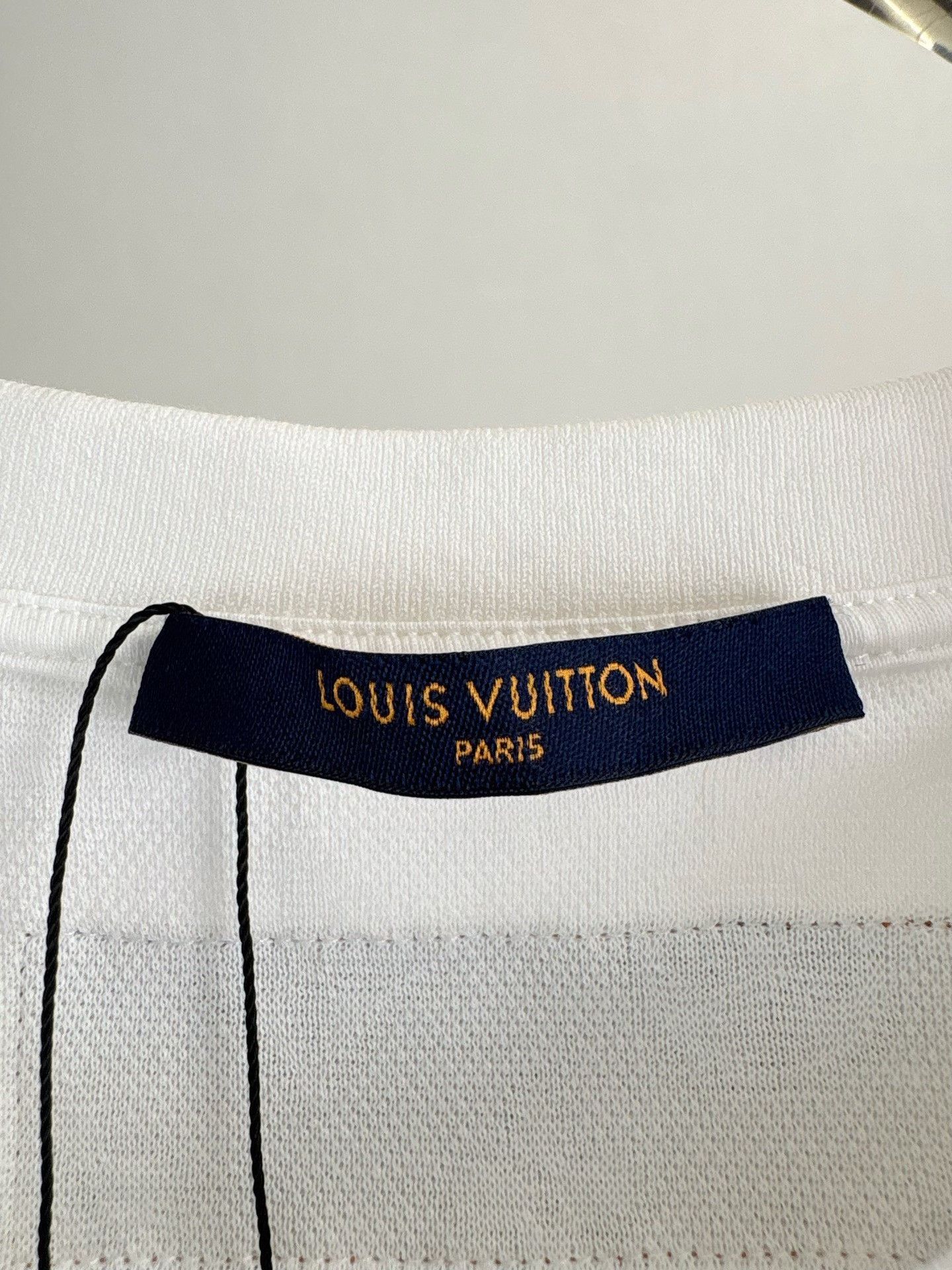 Louis Vuitton Louis Vuitton Beaded Sea Patch Monogram T-Shirt XL Size US XL / EU 56 / 4 - 5 Thumbnail
