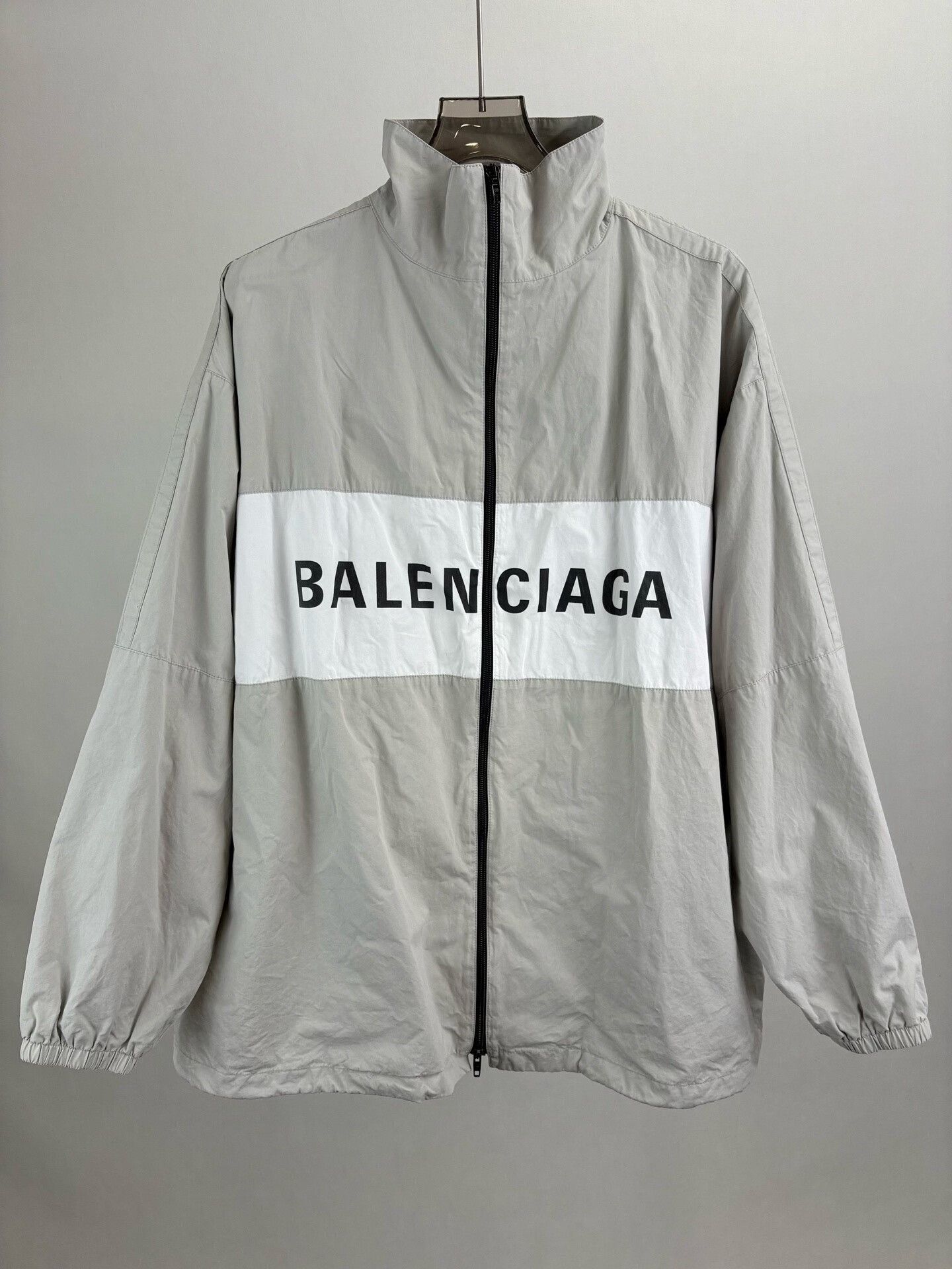 Balenciaga Balenciaga Grey Paneled Logo Windbreaker Jacket US S Size US S / EU 44-46 / 1 - 2 Thumbnail
