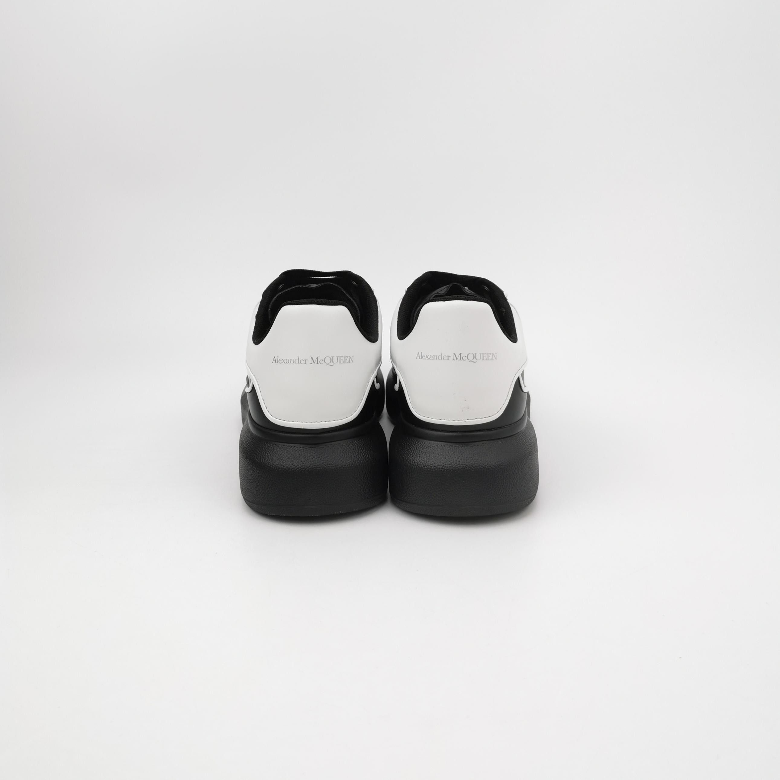 Alexander McQueen Alexander McQueen Men 10 Lowtop Sneakers Size US 10 / EU 43 - 4 Thumbnail