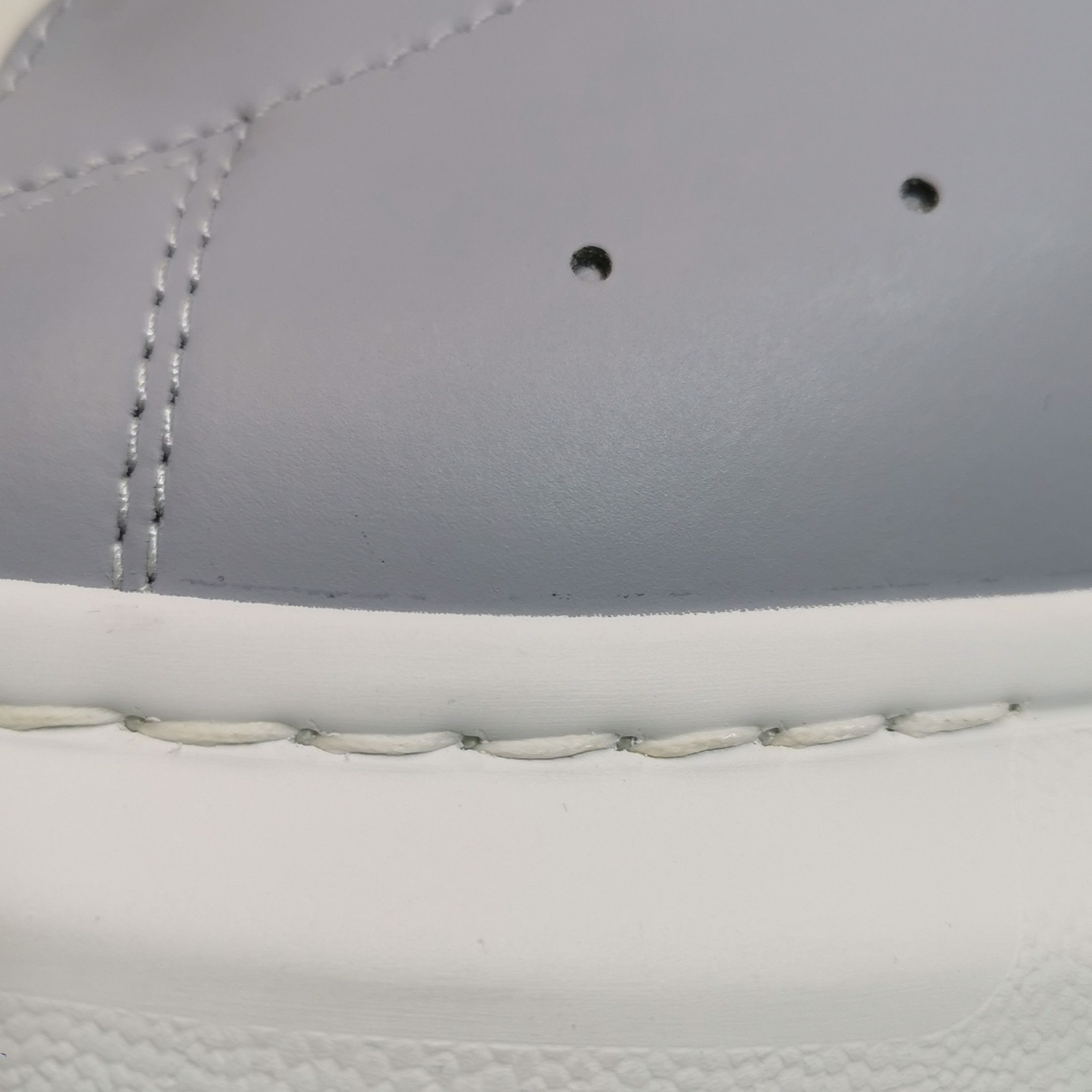 Alexander McQueen Alexander McQueen Men 11 Lowtop Sneakers Size US 11 / EU 44 - 20 Thumbnail