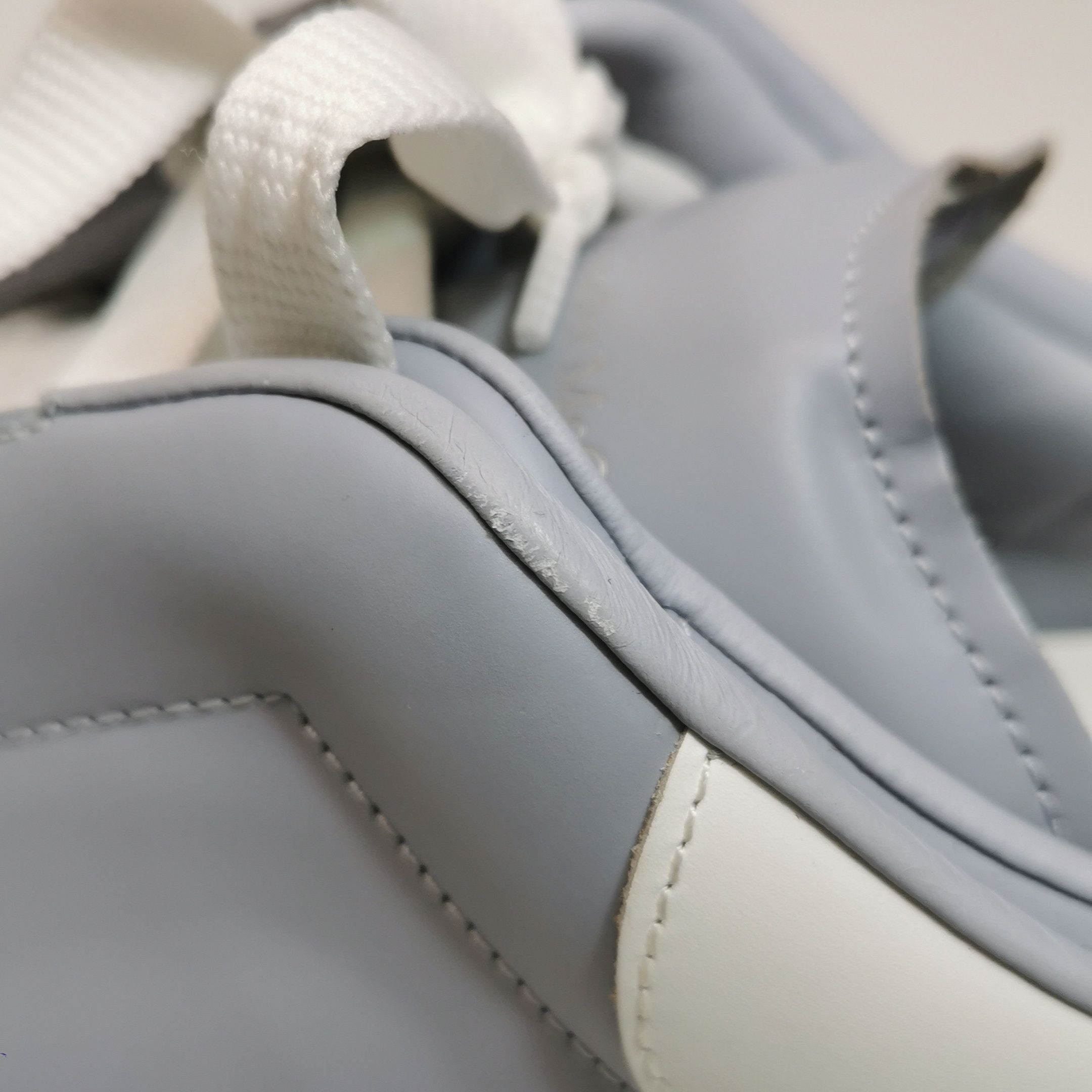 Alexander McQueen Alexander McQueen Men 11 Lowtop Sneakers Size US 11 / EU 44 - 11 Thumbnail