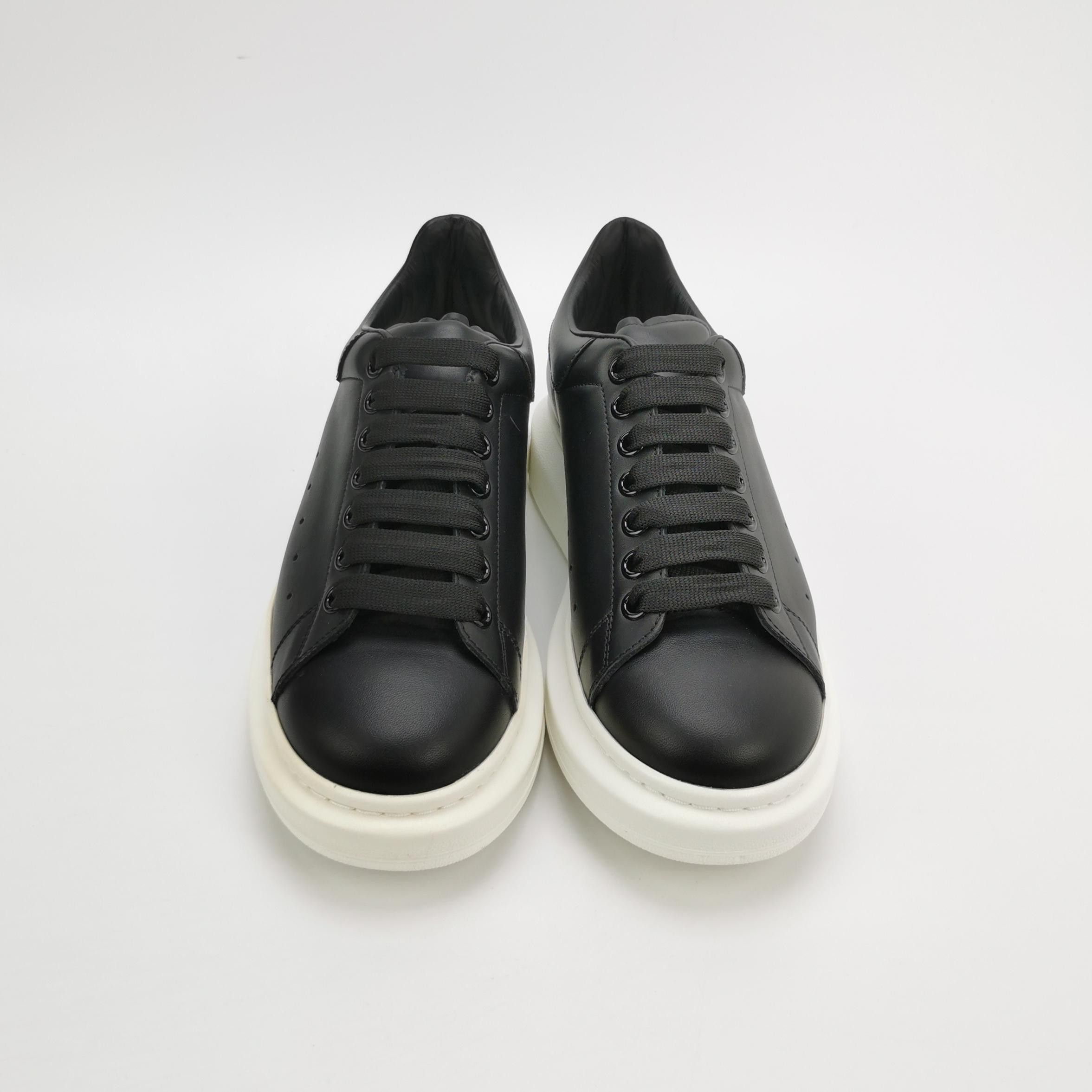 Alexander McQueen Alexander McQueen Men 7 Lowtop Sneakers Size US 7 / EU 40 - 3 Thumbnail