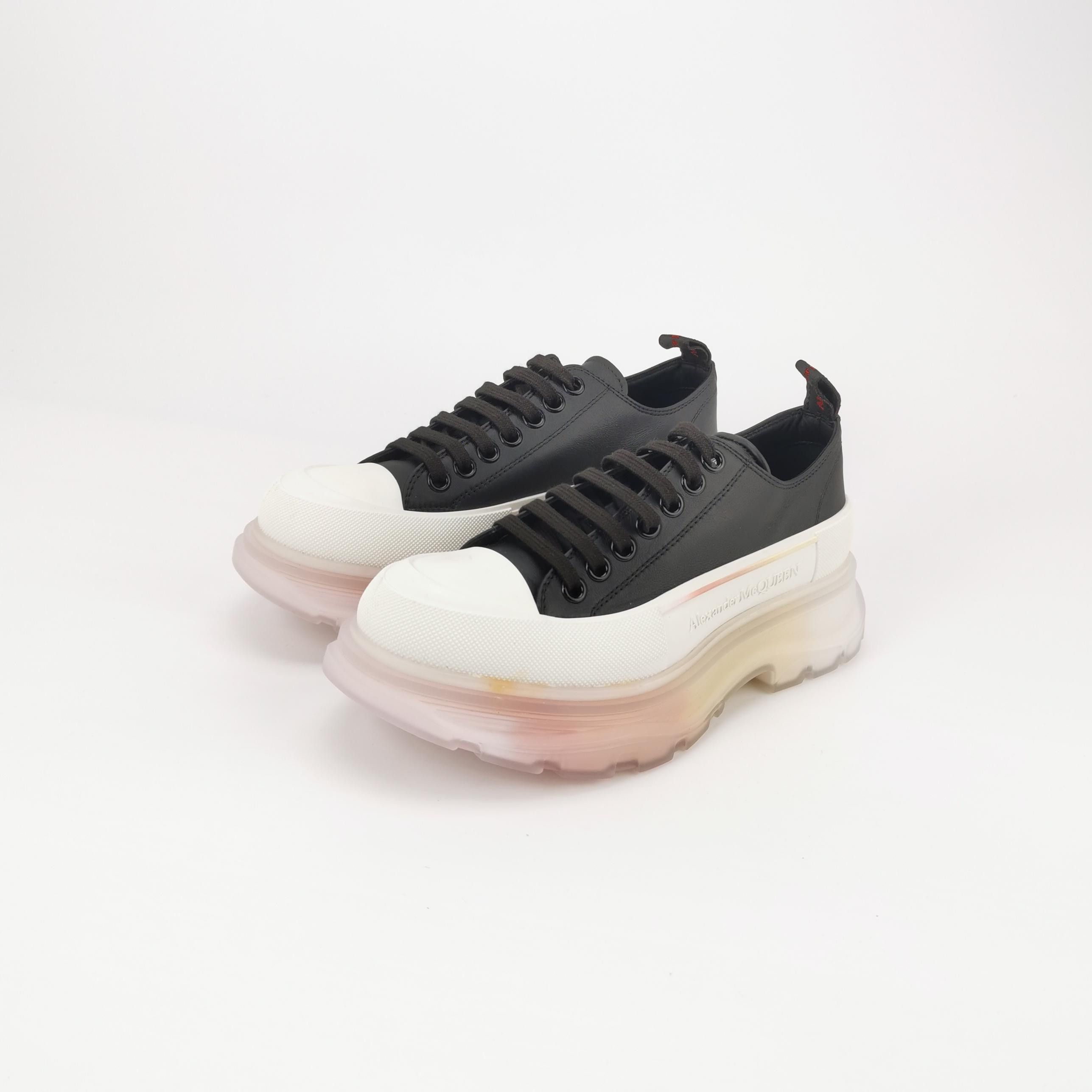 Alexander McQueen Alexander McQueen Men 6 Lowtop Sneakers Size US 6 / EU 39 - 2 Thumbnail