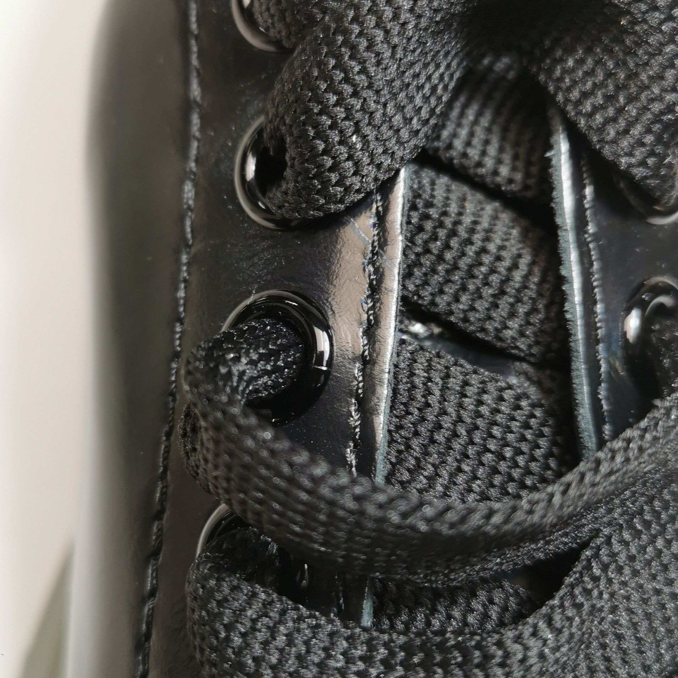 Alexander McQueen Alexander McQueen Men 8 Lowtop Sneakers Size US 8 / EU 41 - 12 Thumbnail