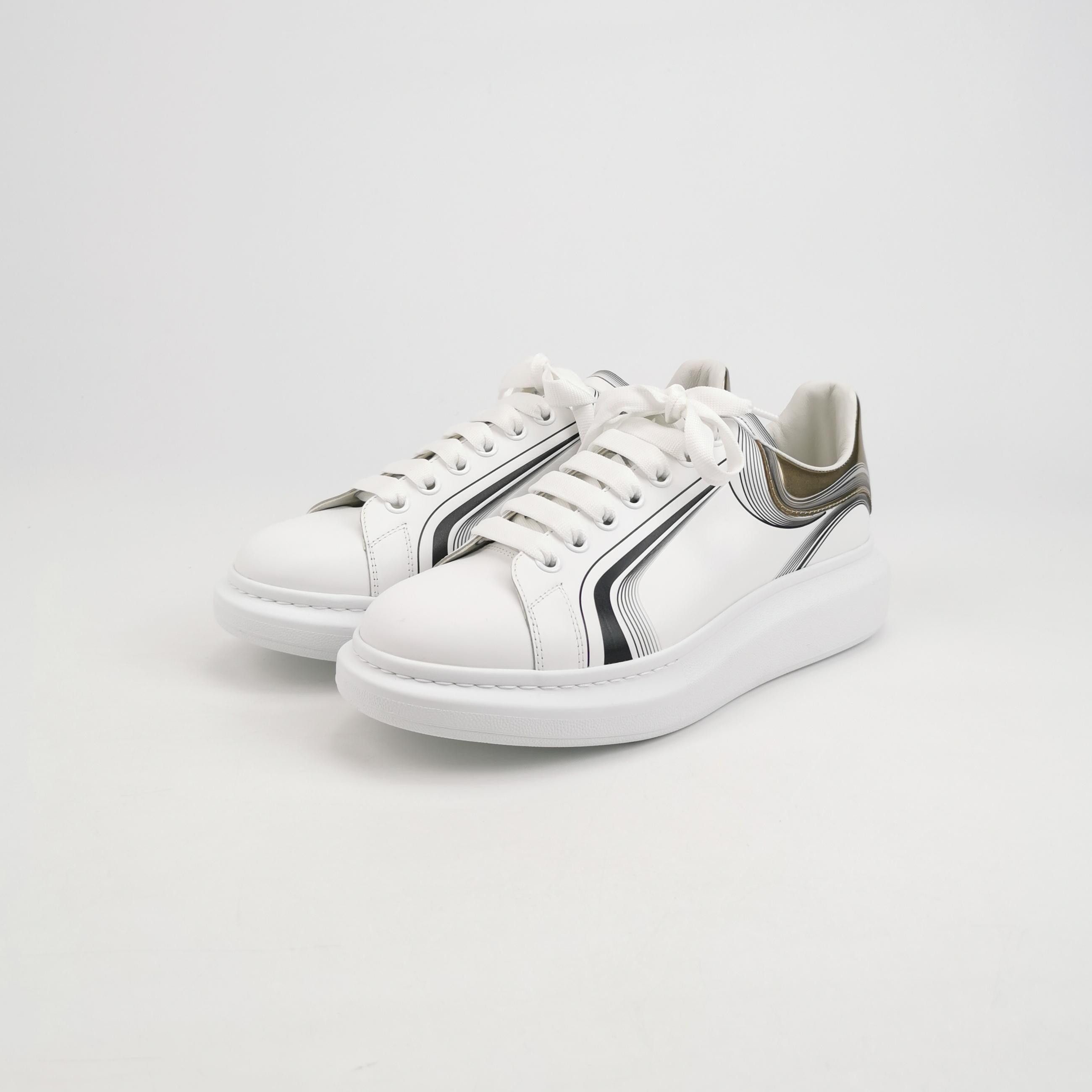 Alexander McQueen Alexander McQueen Men 10 Lowtop Sneakers Size US 10 / EU 43 - 2 Thumbnail