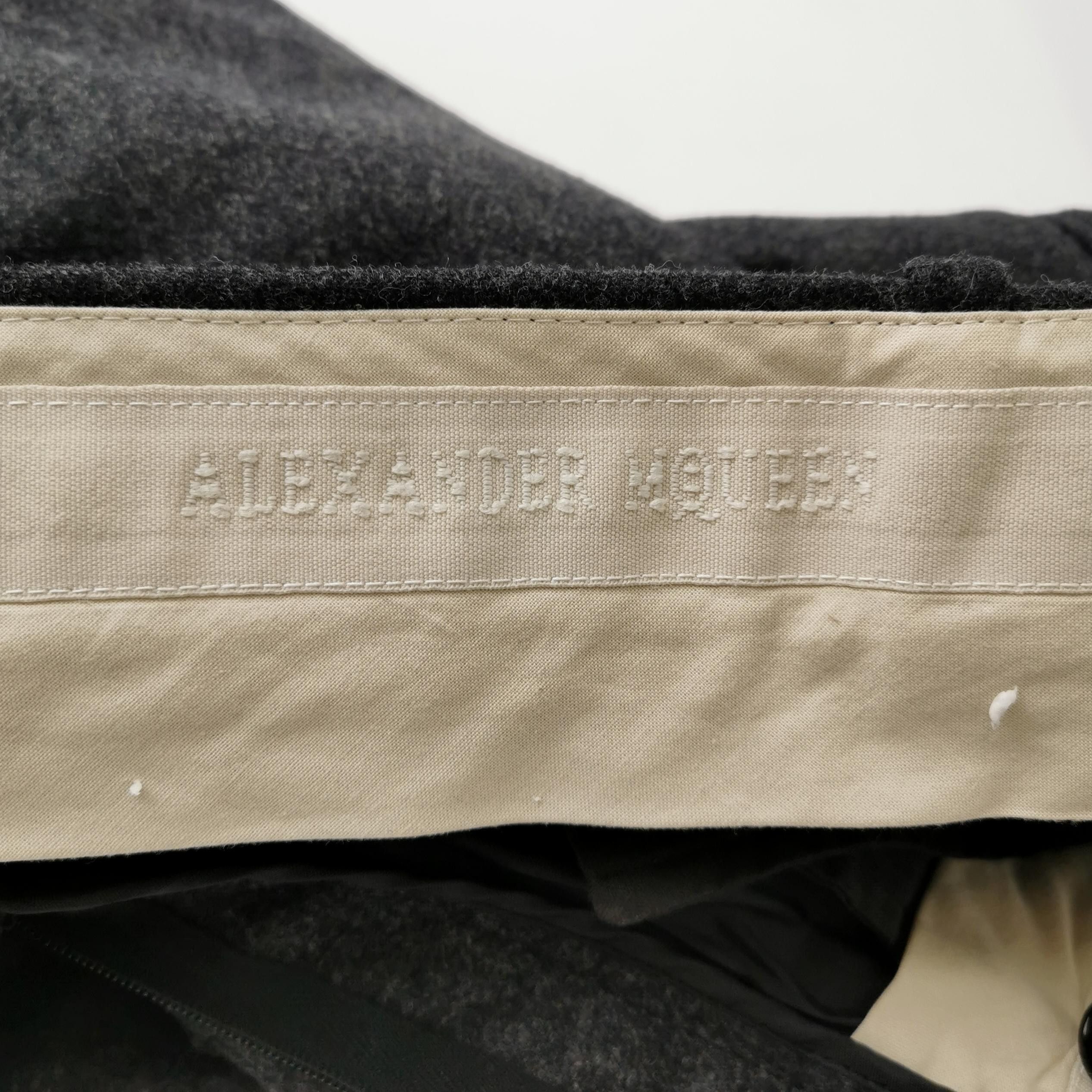 Alexander McQueen Alexander McQueen Men 30 Casual Pants Size US 30 / EU 46 - 3 Thumbnail