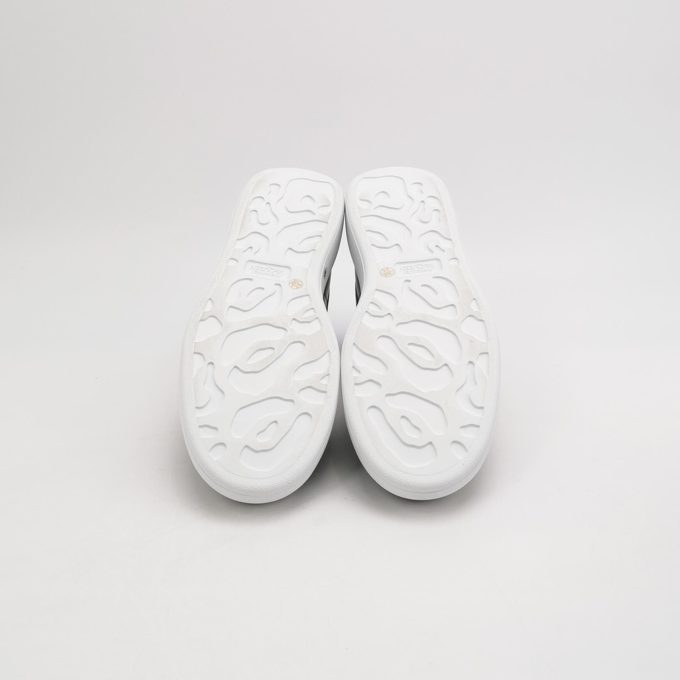 Alexander McQueen Alexander McQueen Men 10 Lowtop Sneakers Size US 10 / EU 43 - 5 Thumbnail