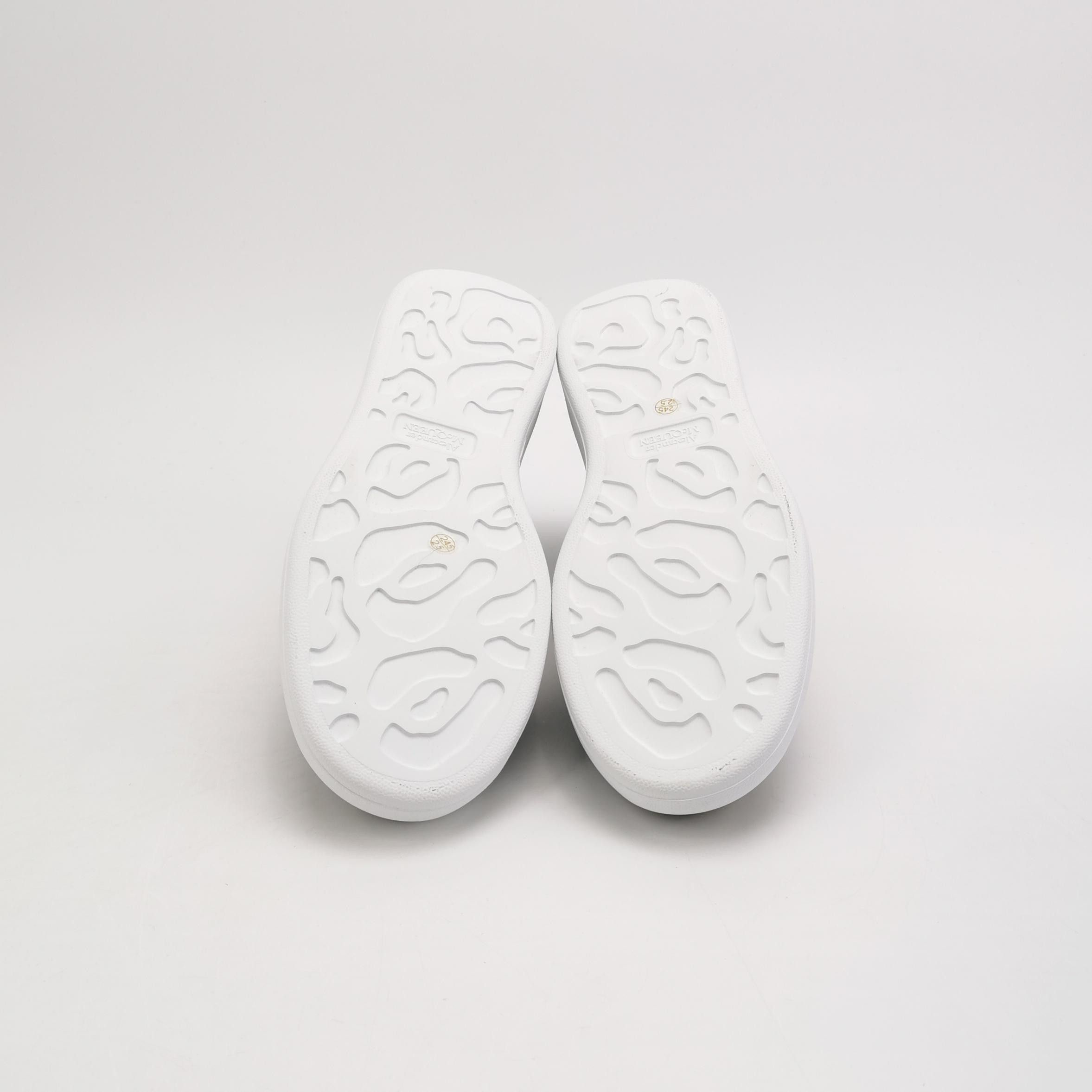 Alexander McQueen Alexander McQueen Men 6 Lowtop Sneakers Size US 6 / EU 39 - 5 Thumbnail