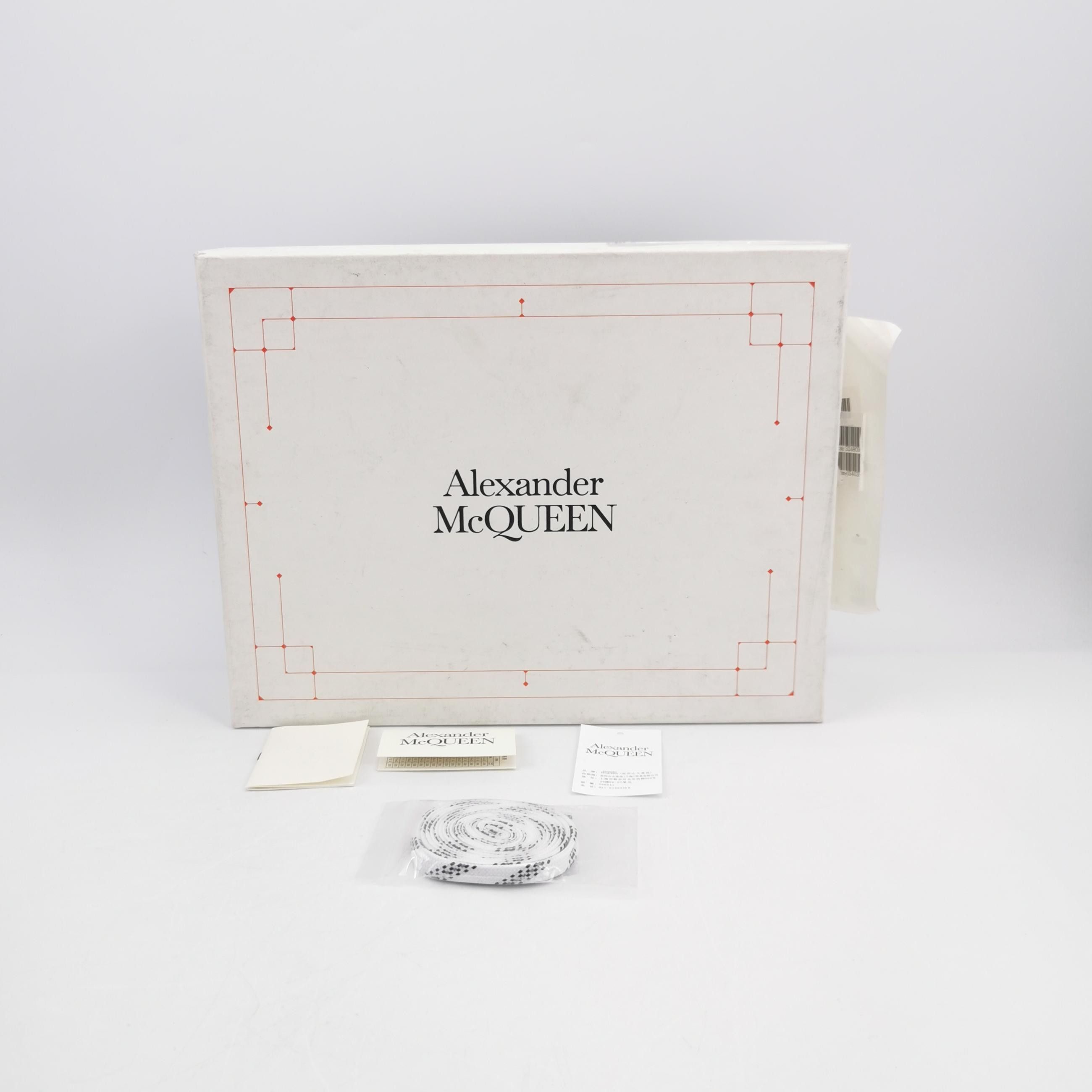 Alexander McQueen Alexander McQueen Men 11 Lowtop Sneakers Size US 11 / EU 44 - 6 Thumbnail