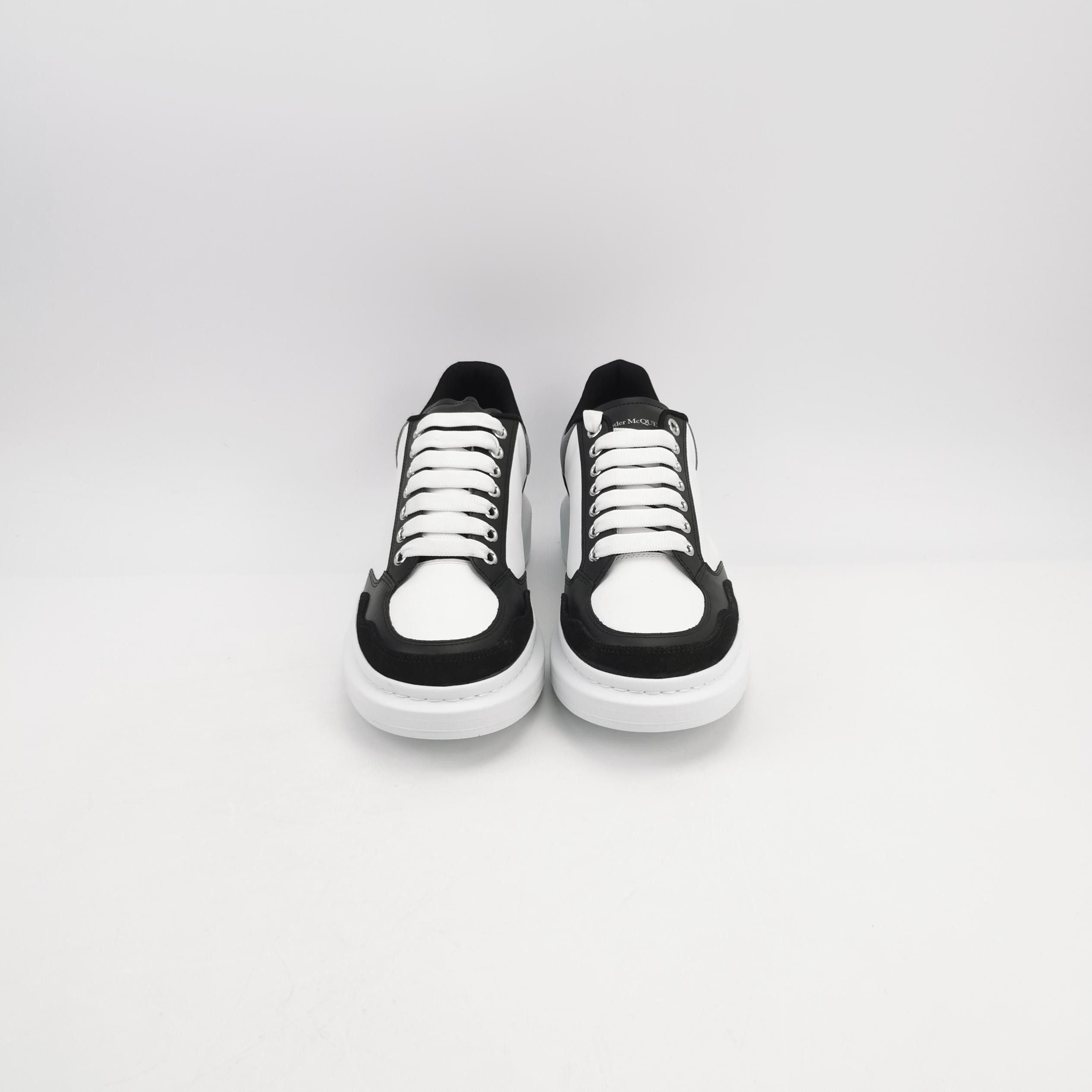 Alexander McQueen Alexander McQueen Men 11 Lowtop Sneakers Size US 11 / EU 44 - 3 Thumbnail