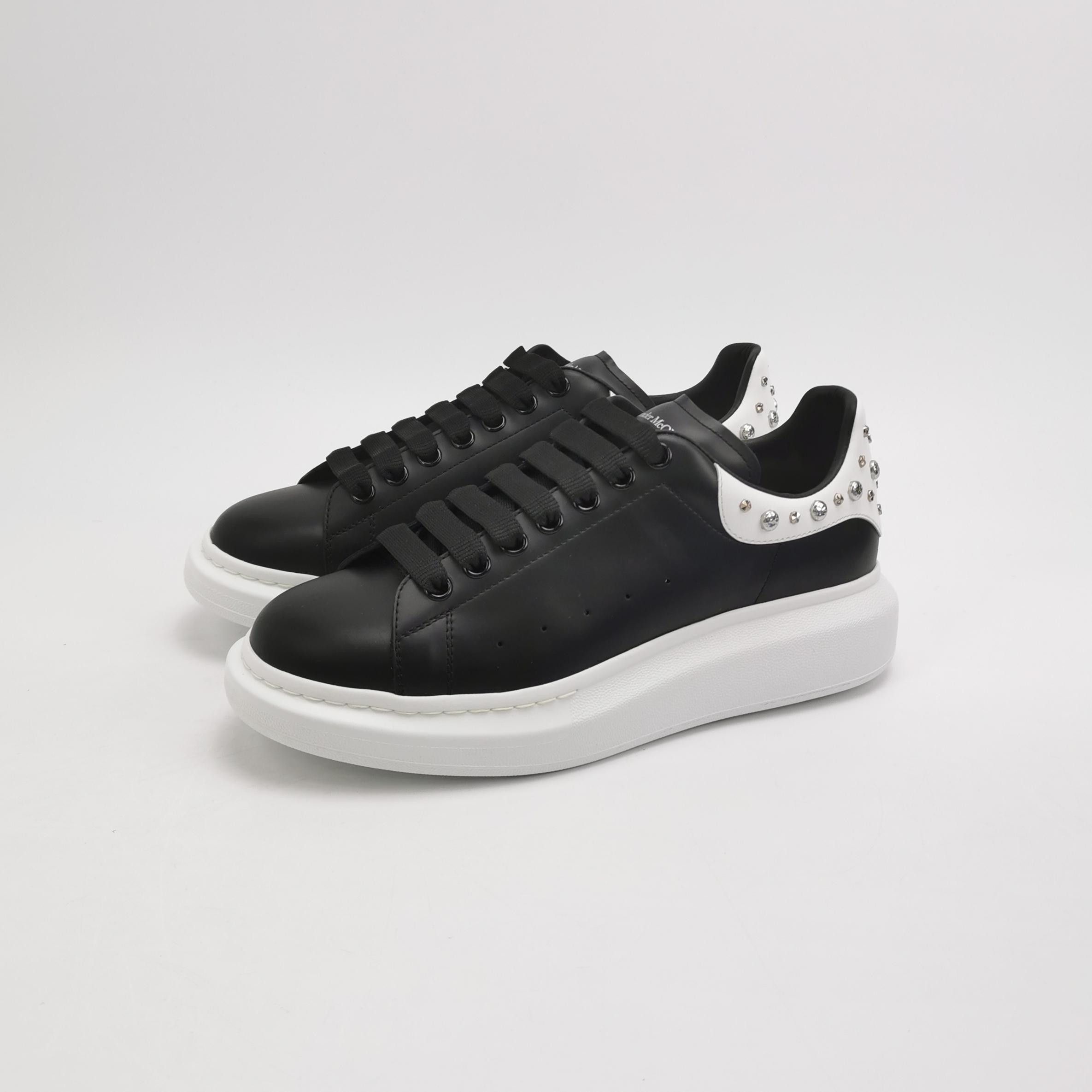 Alexander McQueen Alexander McQueen Men 10 Lowtop Sneakers Size US 10 / EU 43 - 2 Thumbnail