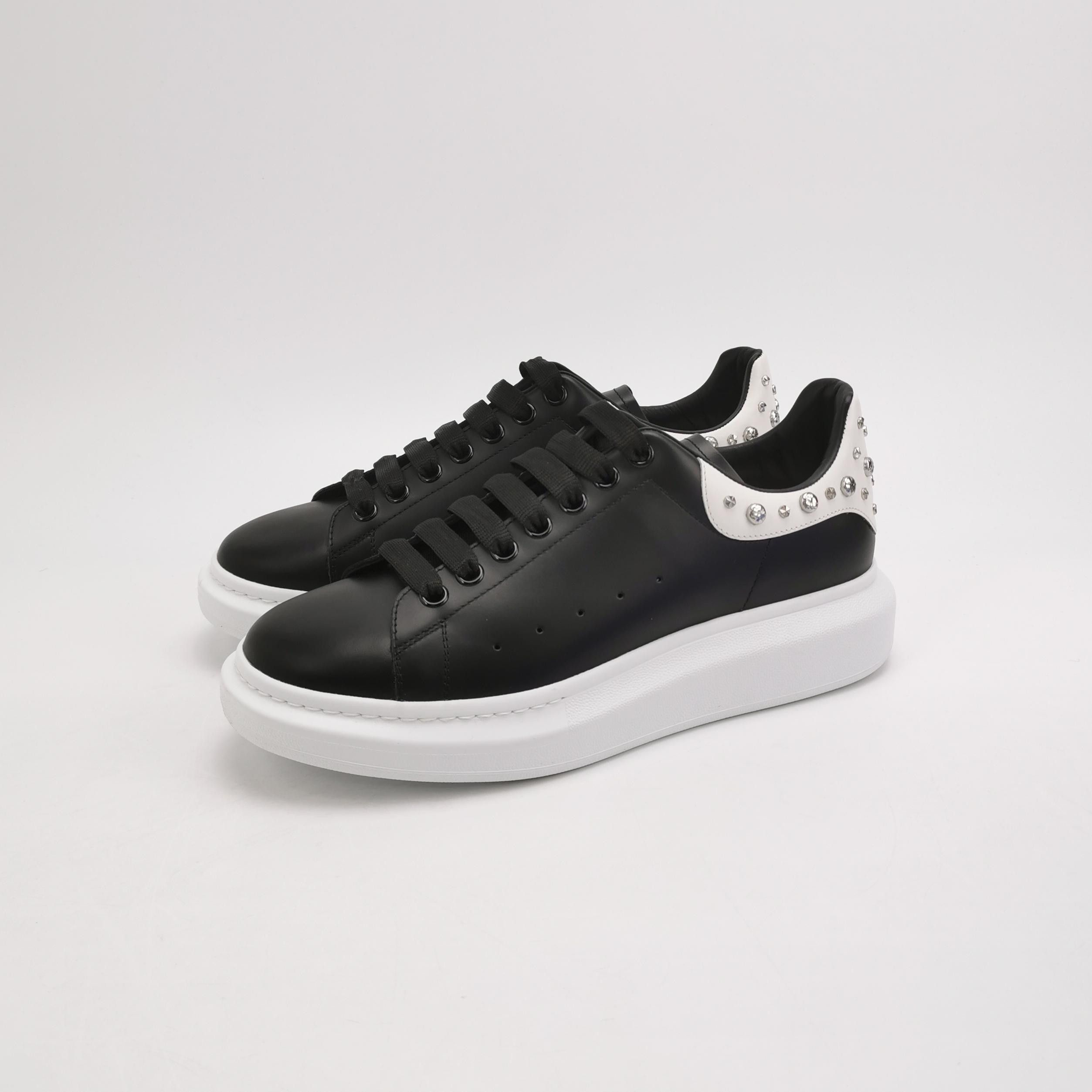 Alexander McQueen Alexander McQueen Men 10 Lowtop Sneakers Size US 10 / EU 43 - 2 Thumbnail