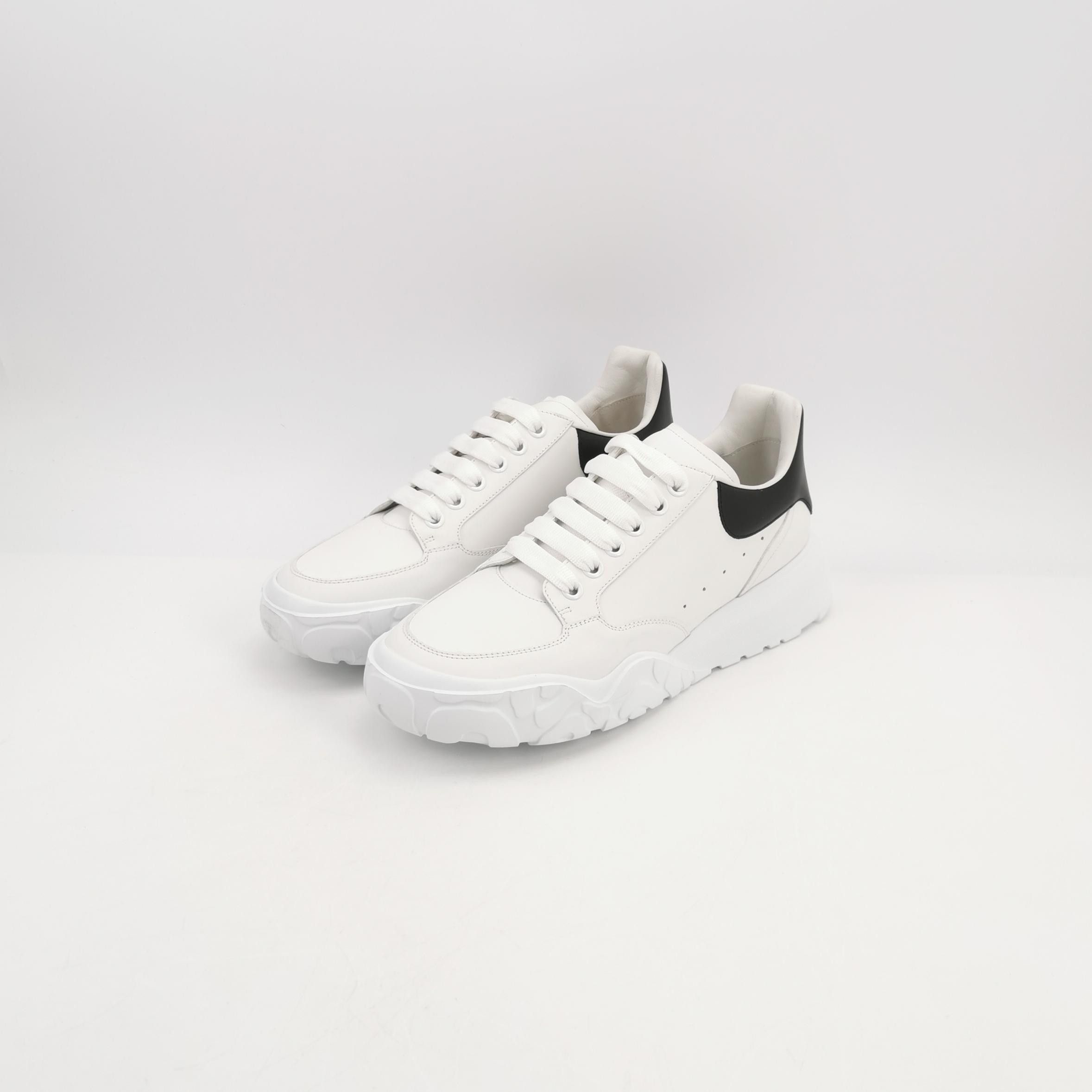 Alexander McQueen Alexander McQueen Men 11 Lowtop Sneakers Size US 11 / EU 44 - 2 Thumbnail