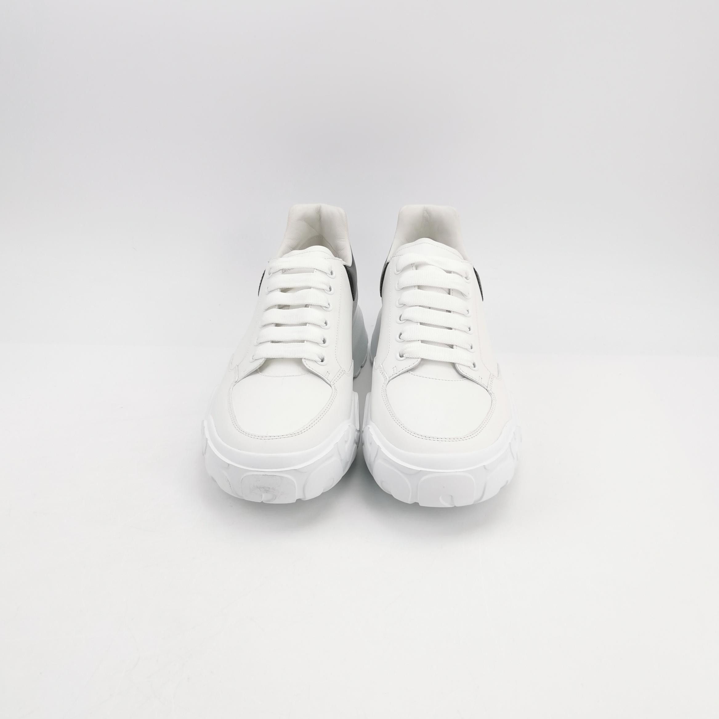 Alexander McQueen Alexander McQueen Men 11 Lowtop Sneakers Size US 11 / EU 44 - 3 Thumbnail