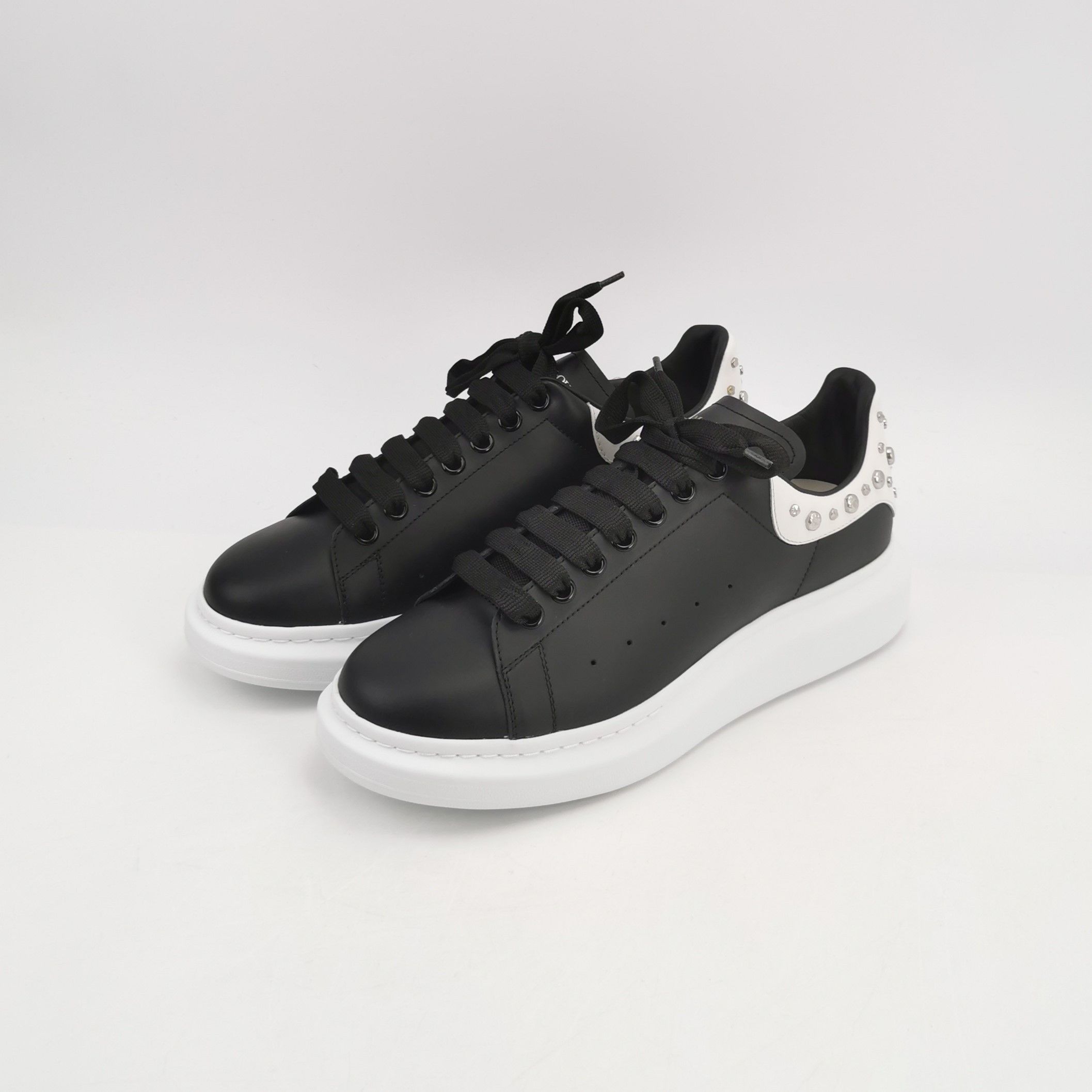 Alexander McQueen Alexander McQueen Men 10 Lowtop Sneakers Size US 10 / EU 43 - 2 Thumbnail
