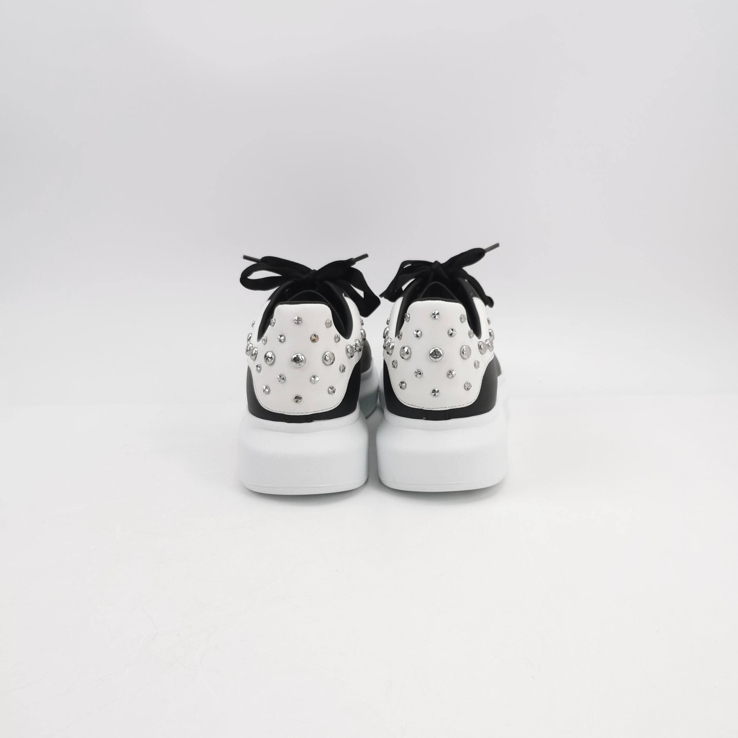 Alexander McQueen Alexander McQueen Men 10 Lowtop Sneakers Size US 10 / EU 43 - 4 Thumbnail