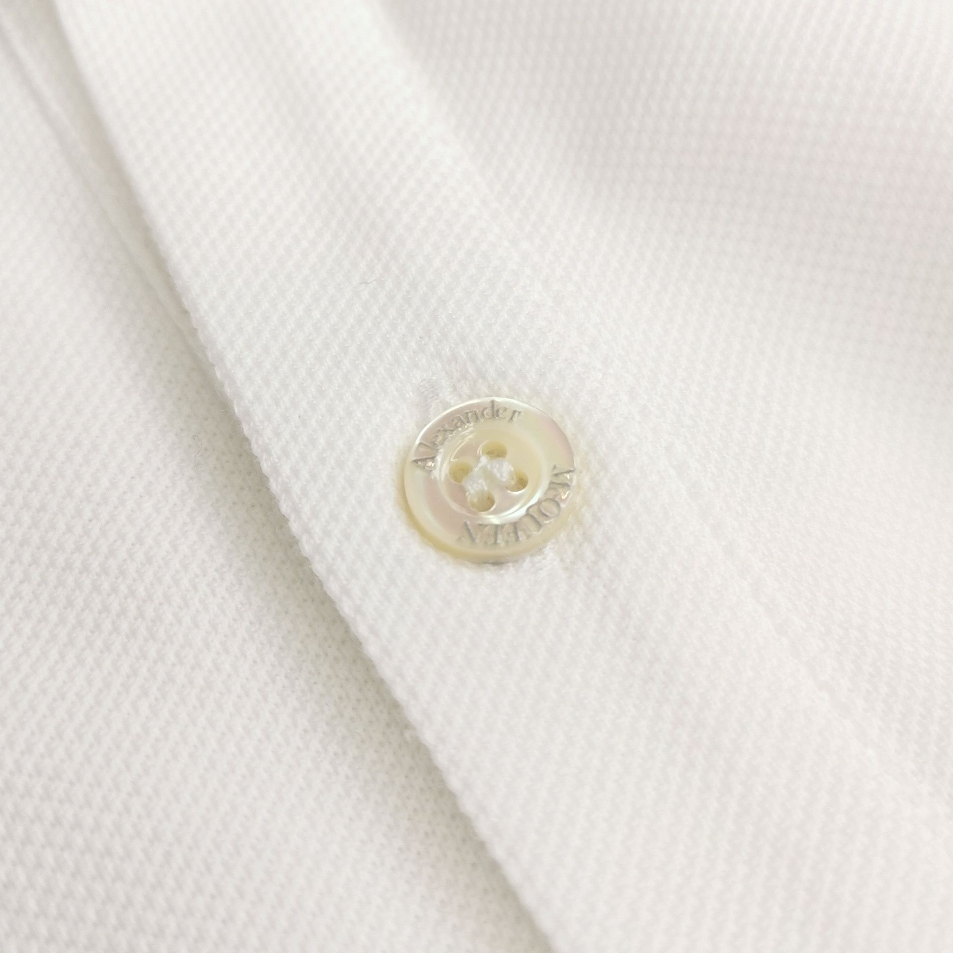 Alexander McQueen Alexander McQueen Men xl Short Sleeve Shirts Size US XL / EU 56 / 4 - 3 Thumbnail