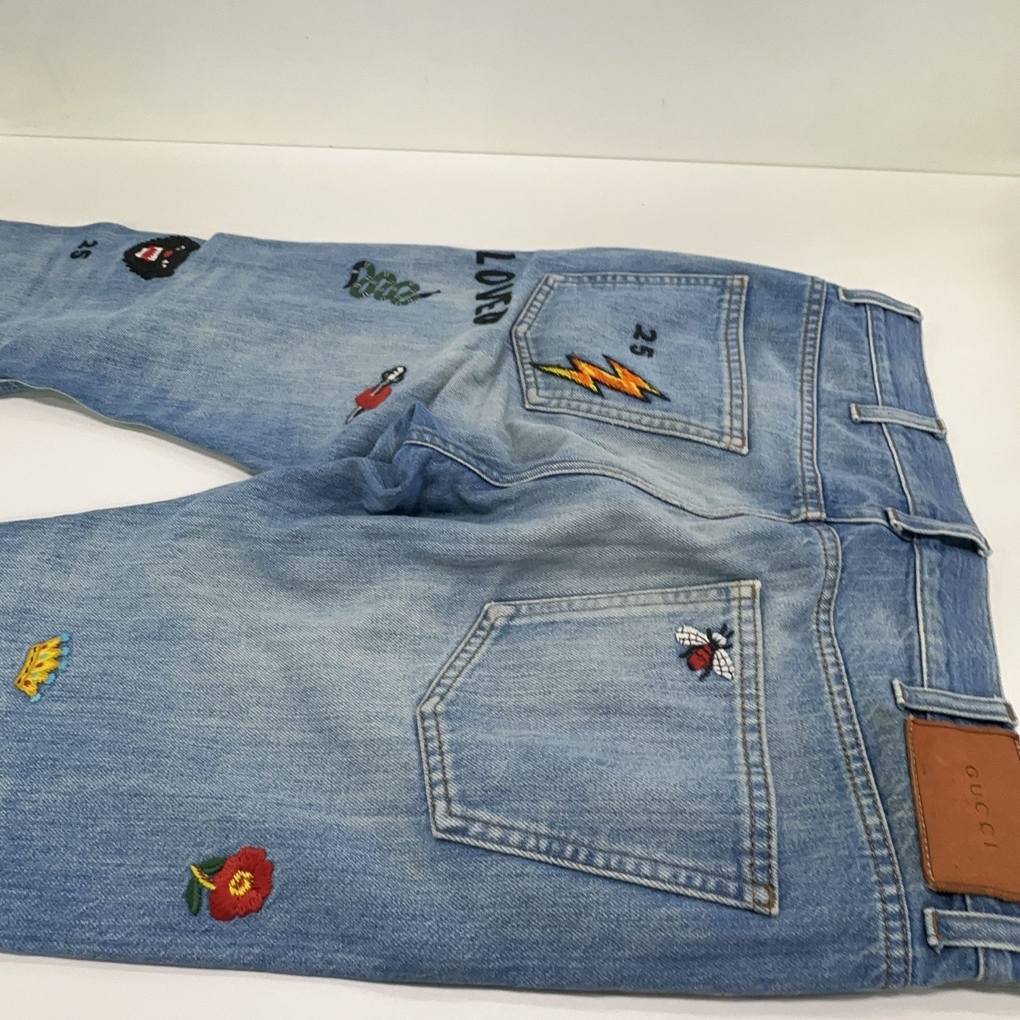 Gucci Gucci Embroidered Patch Denim Jeans 30 Size US 30 / EU 46 - 14 Thumbnail