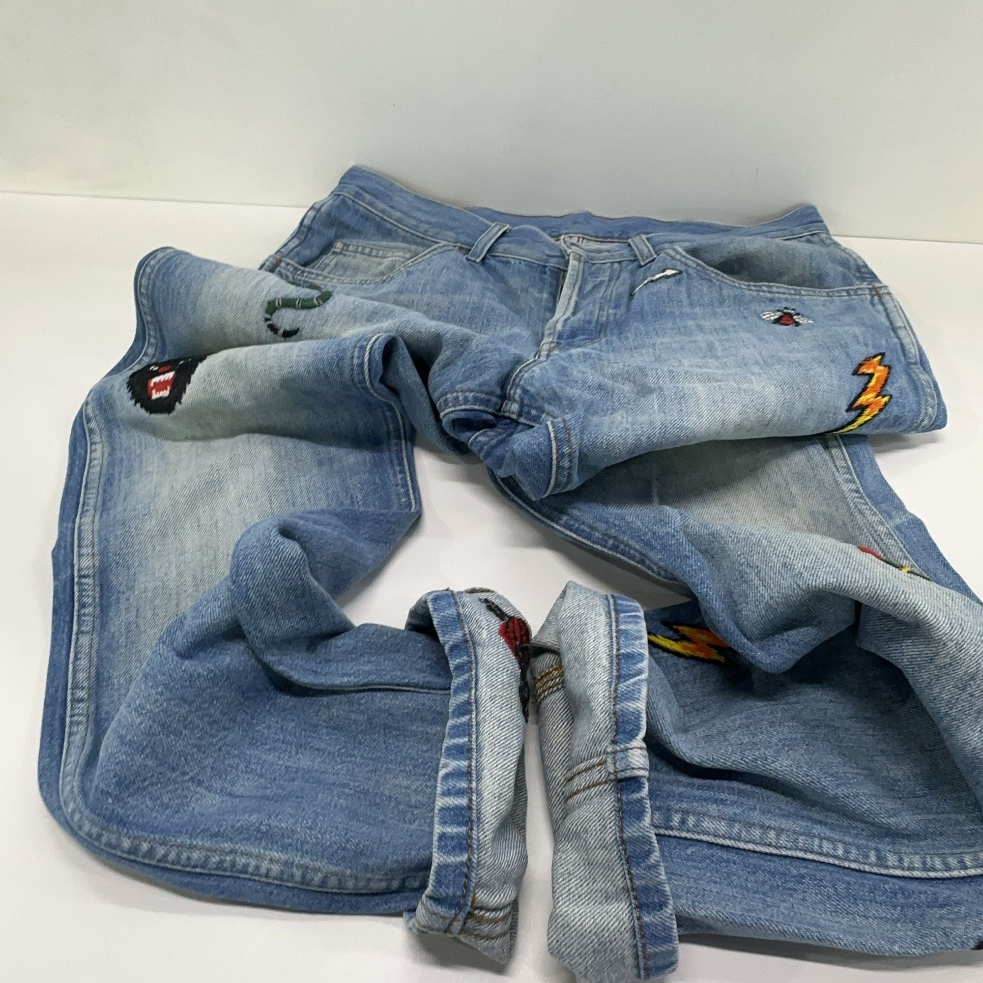 Gucci Gucci Embroidered Patch Denim Jeans 30 Size US 30 / EU 46 - 11 Thumbnail