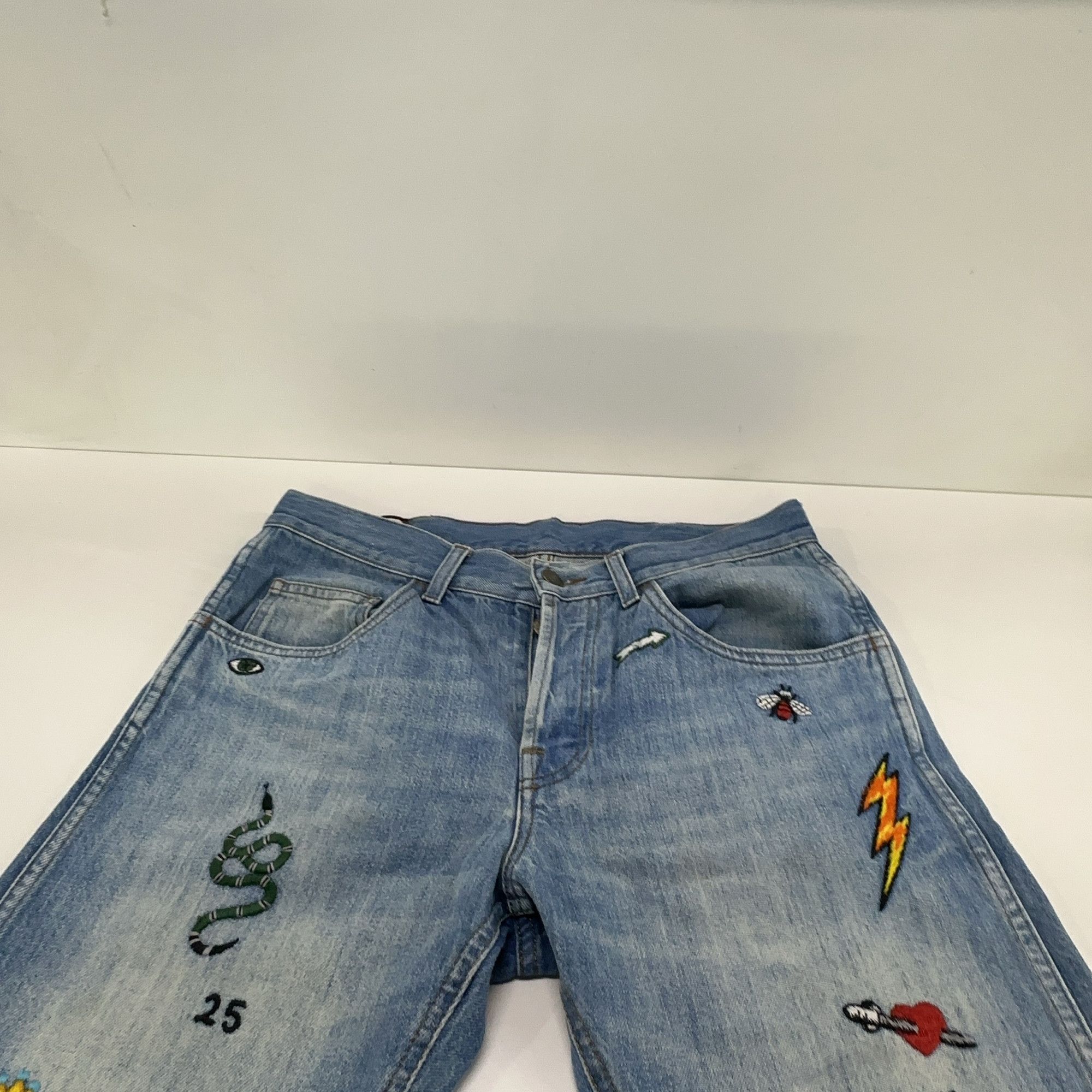 Gucci Gucci Embroidered Patch Denim Jeans 30 Size US 30 / EU 46 - 10 Thumbnail