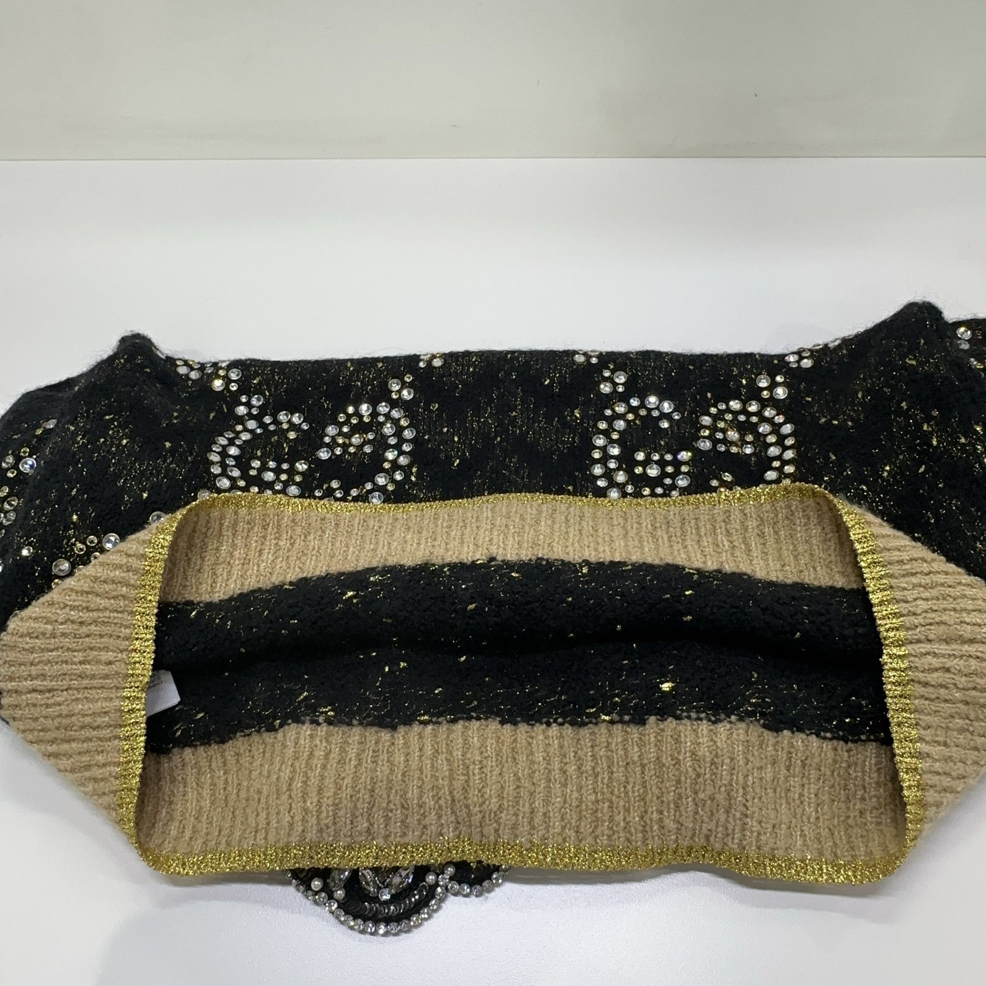 Gucci Gucci Crystal Embellished GG Sweater L Size L / US 10 / IT 46 - 9 Thumbnail