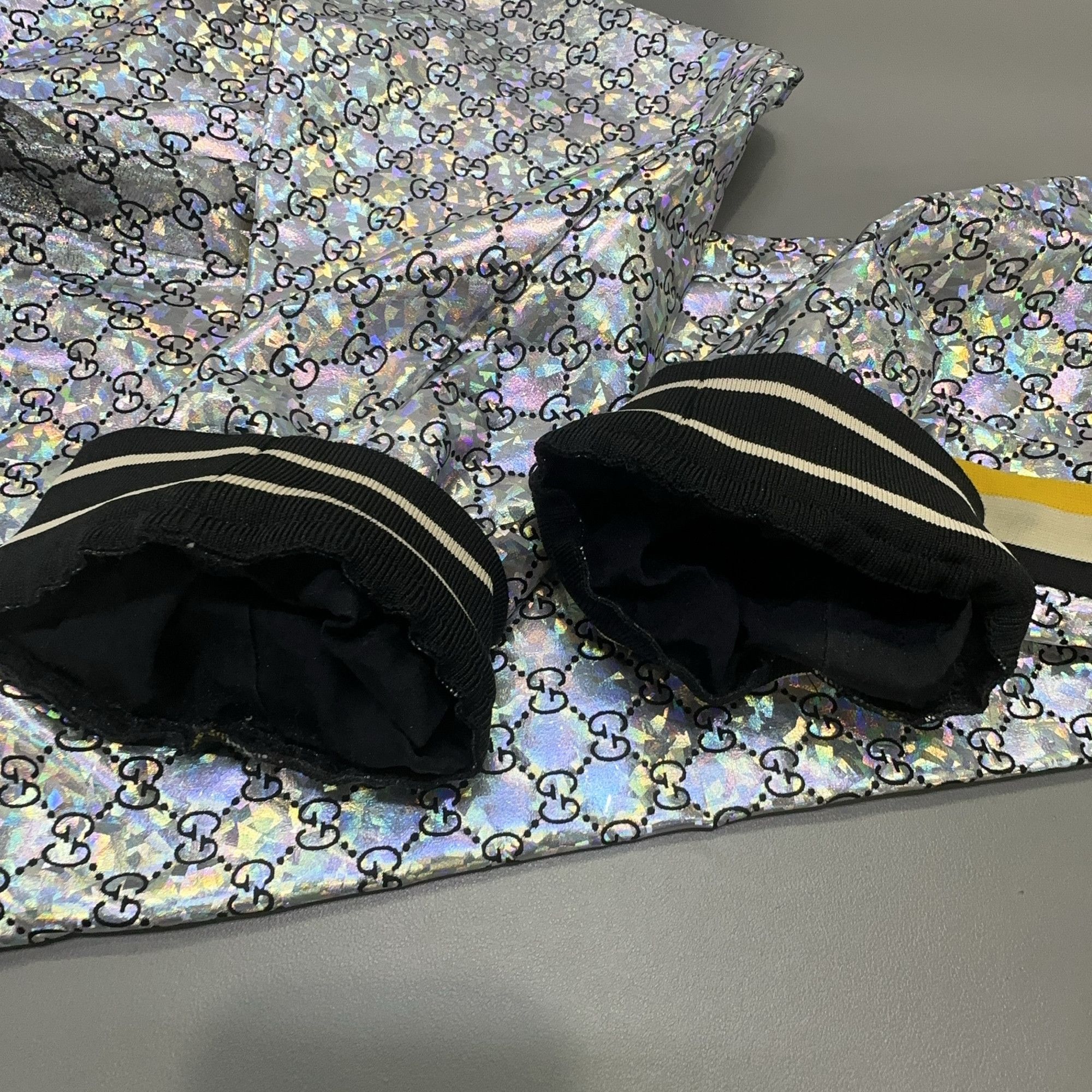 Gucci Gucci GG Logo Holographic Joggers Size M Size US 32 / EU 48 - 8 Thumbnail