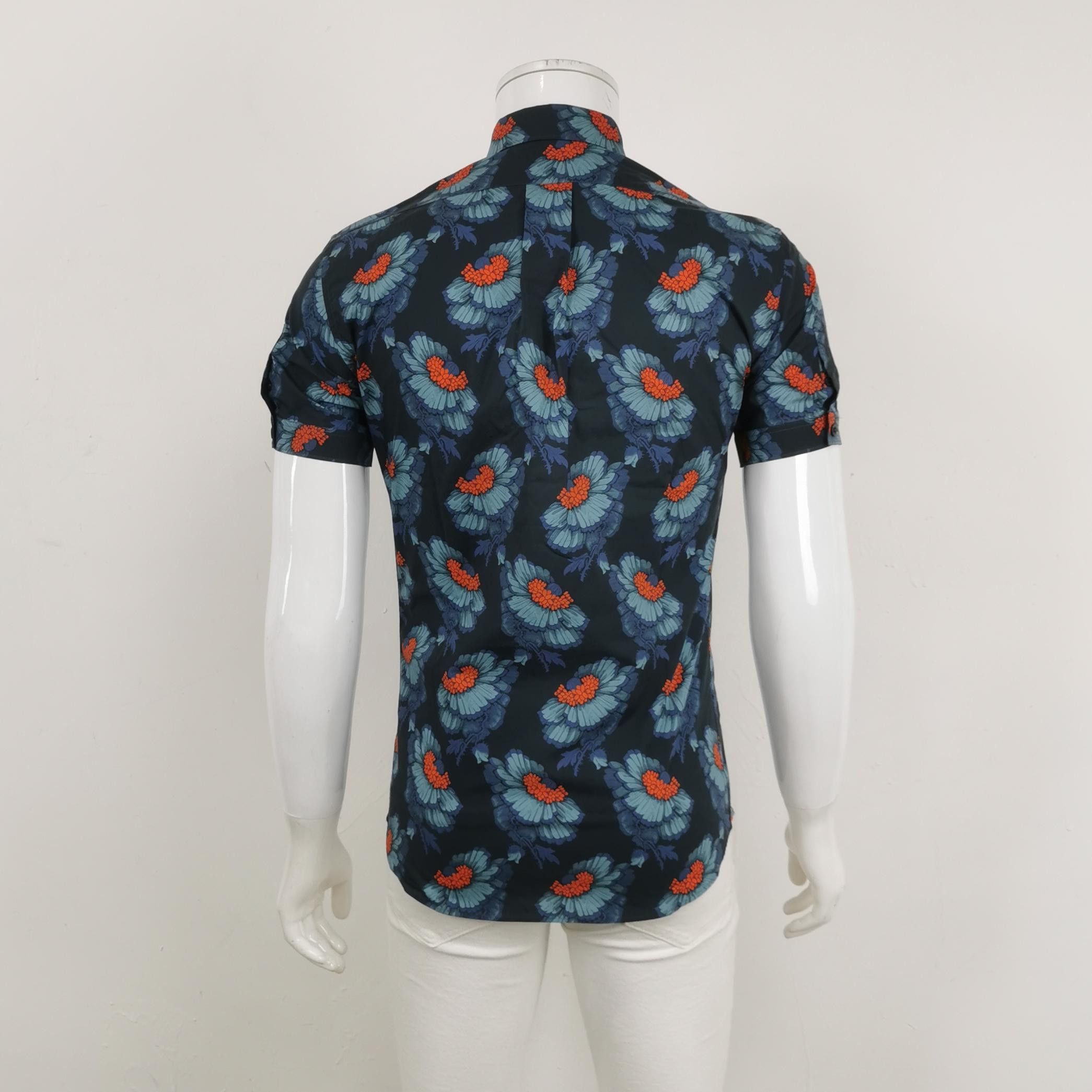 Alexander McQueen Alexander McQueen Men s Short Sleeve Shirts Size US S / EU 44-46 / 1 - 2 Thumbnail