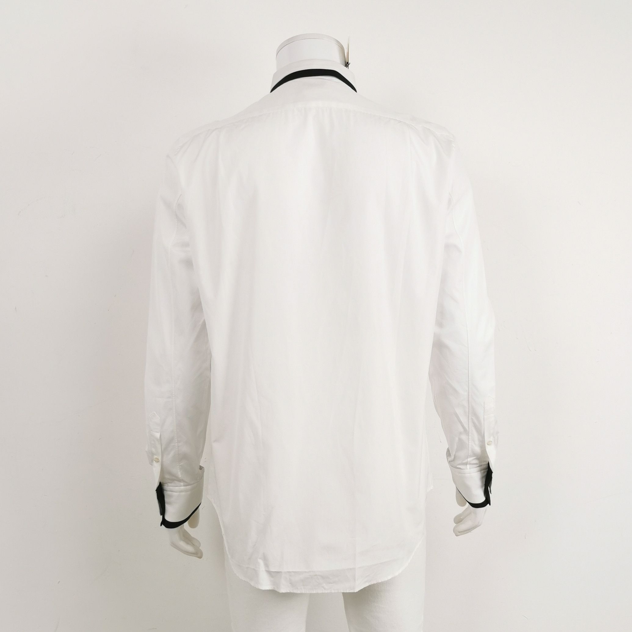 Alexander McQueen Alexander McQueen Men xl Short Sleeve Shirts Size US XL / EU 56 / 4 - 2 Thumbnail