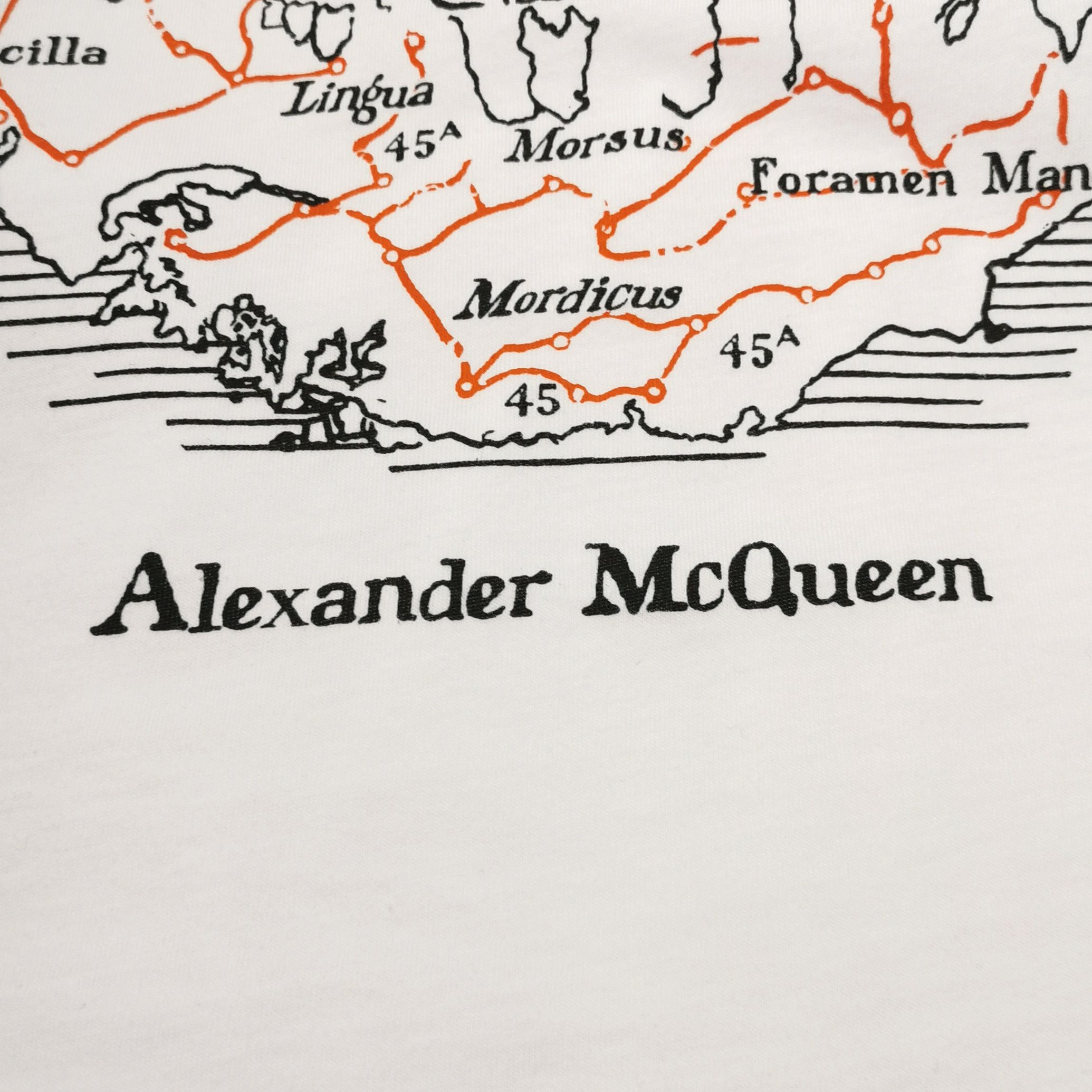 Alexander McQueen Alexander McQueen Men xl Short Sleeve Shirts Size US XL / EU 56 / 4 - 3 Thumbnail