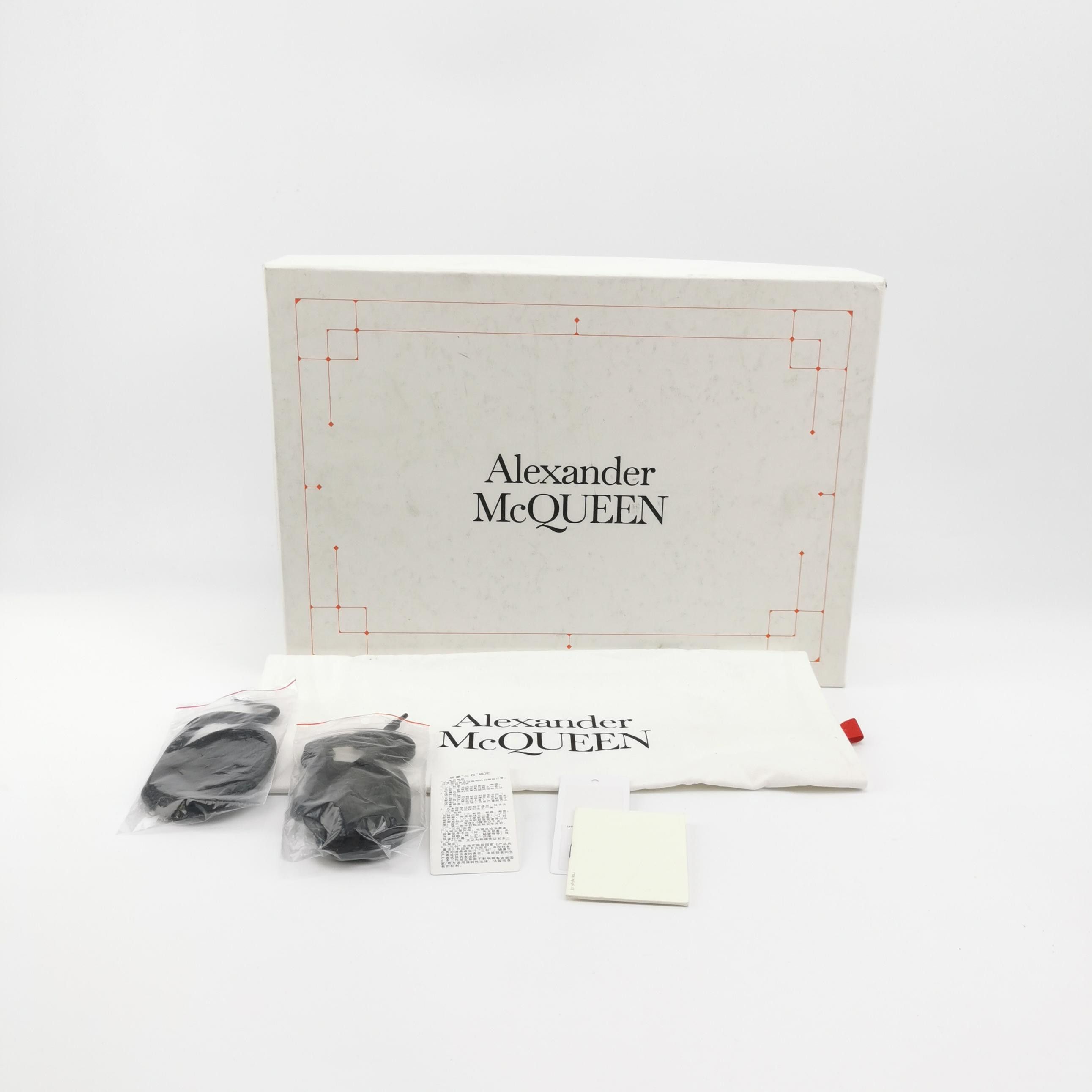 Alexander McQueen Alexander McQueen Men 7 Lowtop Sneakers Size US 7 / EU 40 - 6 Thumbnail