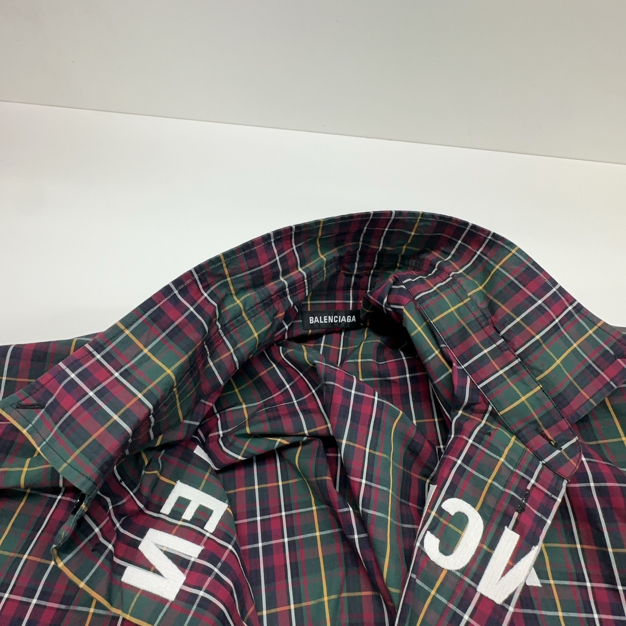Balenciaga Balenciaga Plaid Logo Button Up Shirt 41 Size US L / EU 52-54 / 3 - 6 Thumbnail