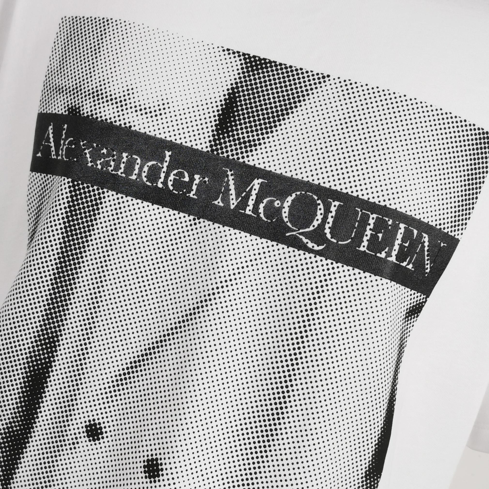 Alexander McQueen Alexander McQueen Men s Short Sleeve Shirts Size US S / EU 44-46 / 1 - 3 Thumbnail