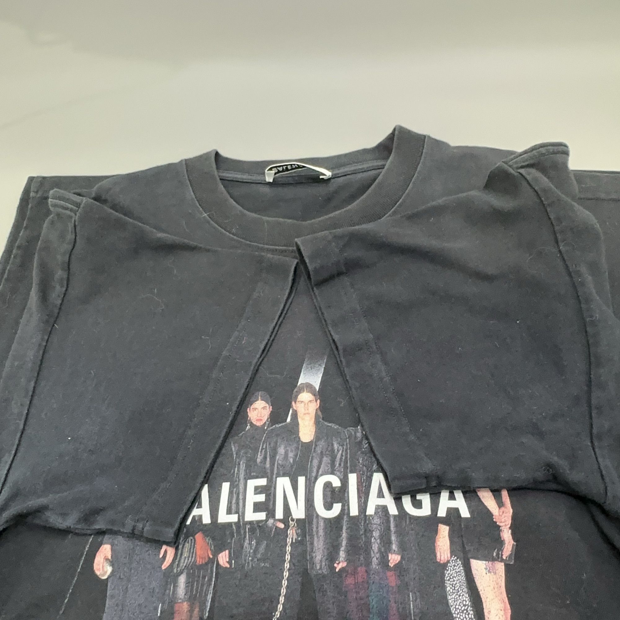 Balenciaga Balenciaga Graphic Portrait Band T-Shirt S Size US S / EU 44-46 / 1 - 7 Thumbnail