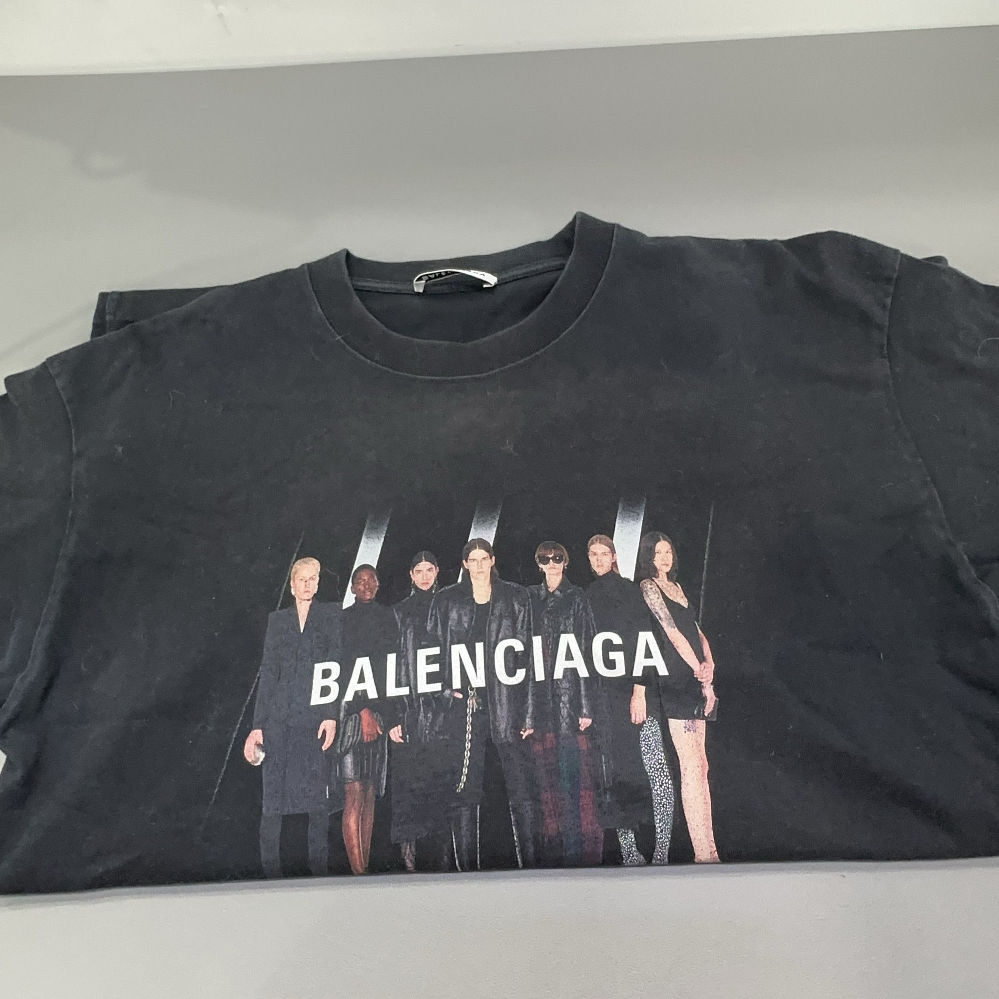 Balenciaga Balenciaga Graphic Portrait Band T-Shirt S Size US S / EU 44-46 / 1 - 6 Thumbnail