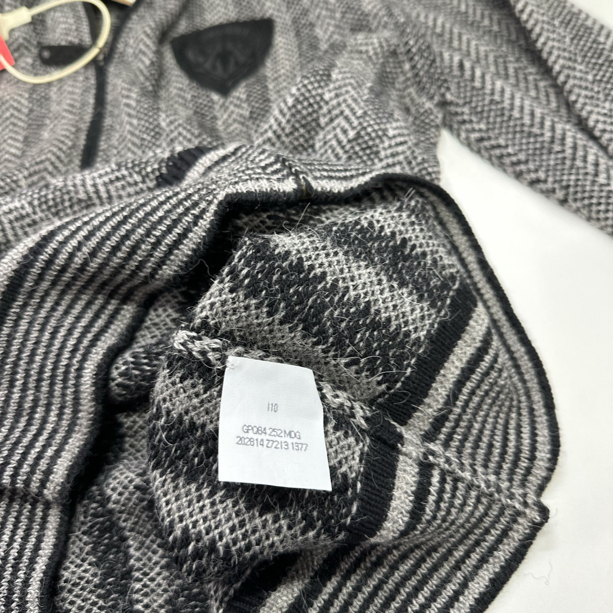 Gucci Gucci Chevron Zip-Up Knit Sweater XL Size US XL / EU 56 / 4 - 5 Thumbnail