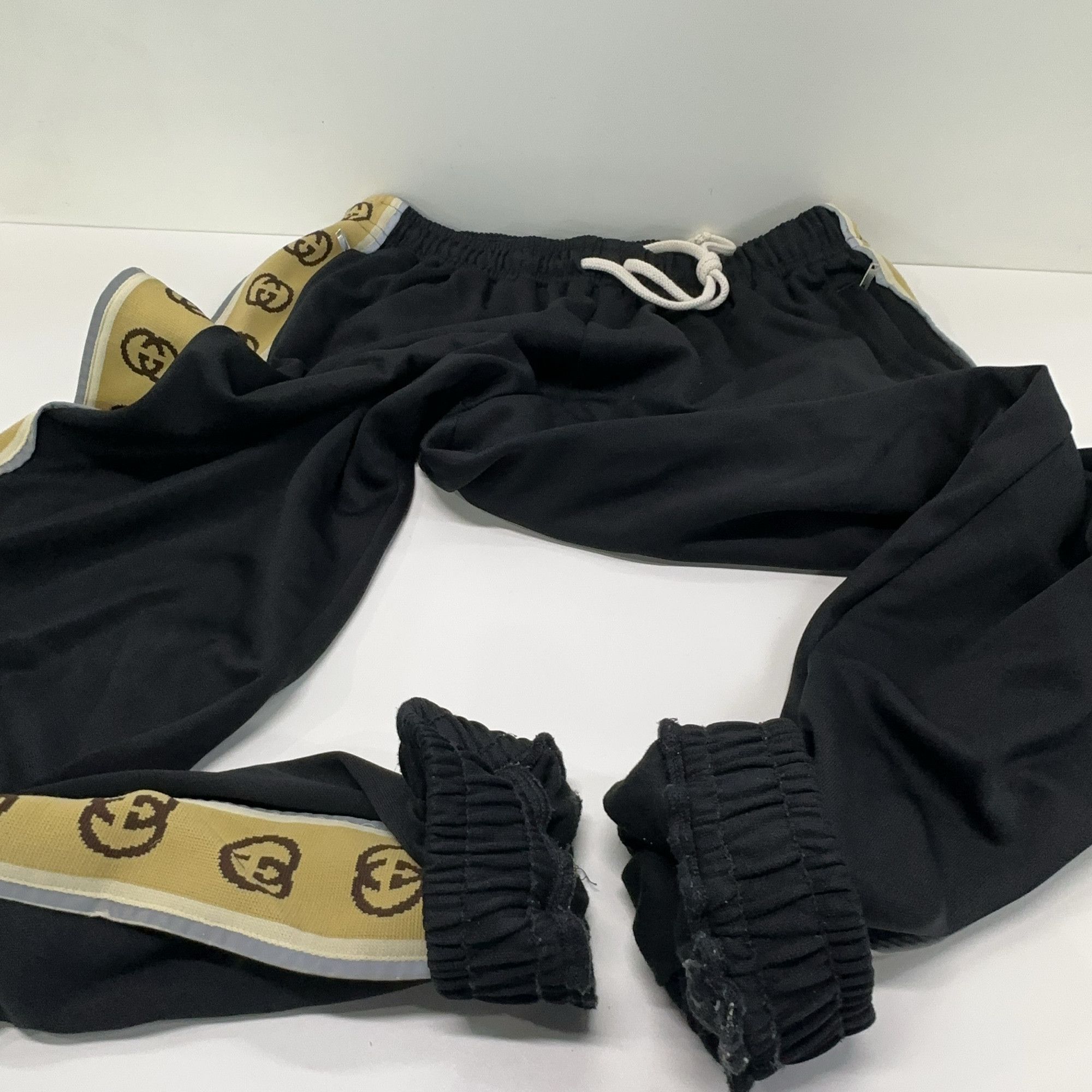 Gucci Gucci Logo Tape Sweatpants 34 Size US 34 / EU 50 - 9 Thumbnail
