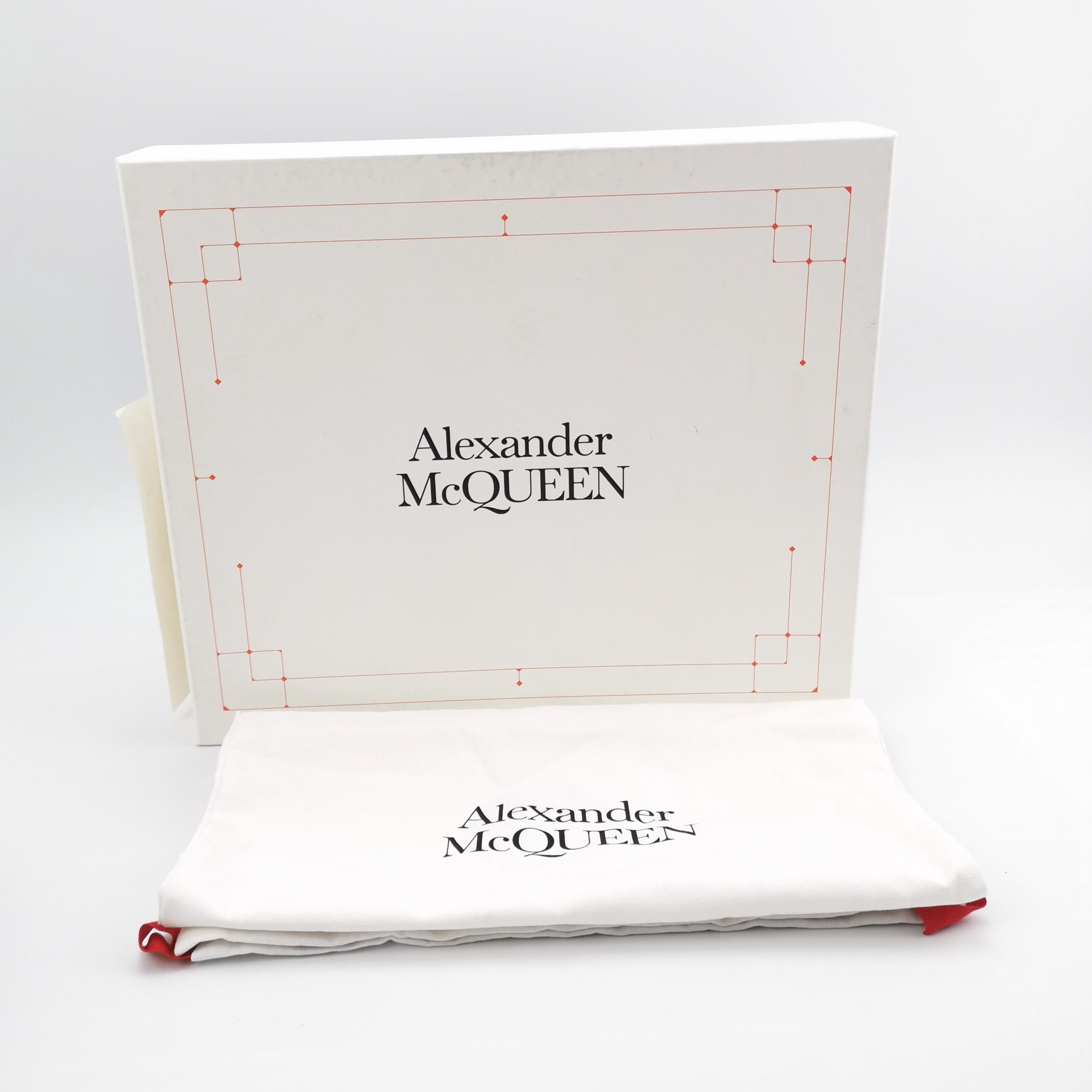 Alexander McQueen Alexander McQueen Men 7 Lowtop Sneakers Size US 7 / EU 40 - 6 Thumbnail