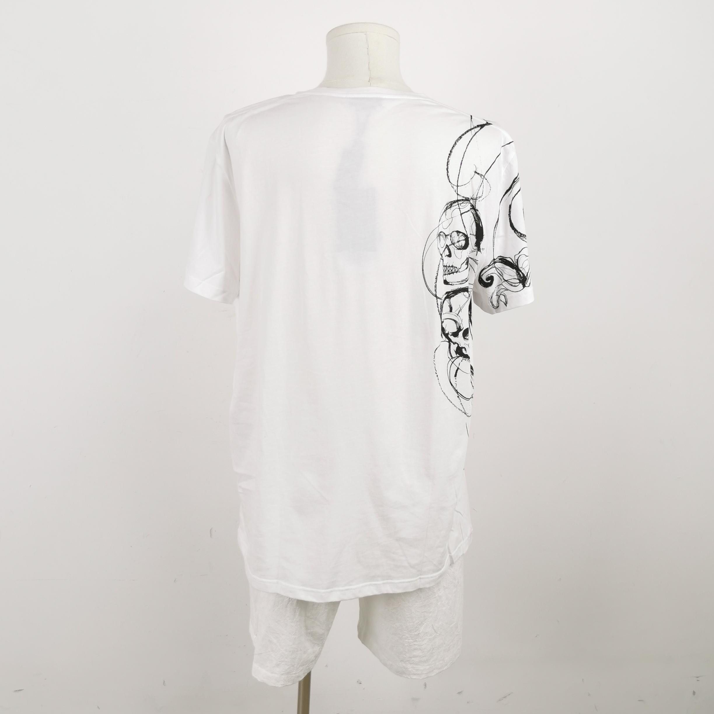 Alexander McQueen Alexander McQueen Men xxl Short Sleeve Shirts Size US XXL / EU 58 / 5 - 3 Thumbnail